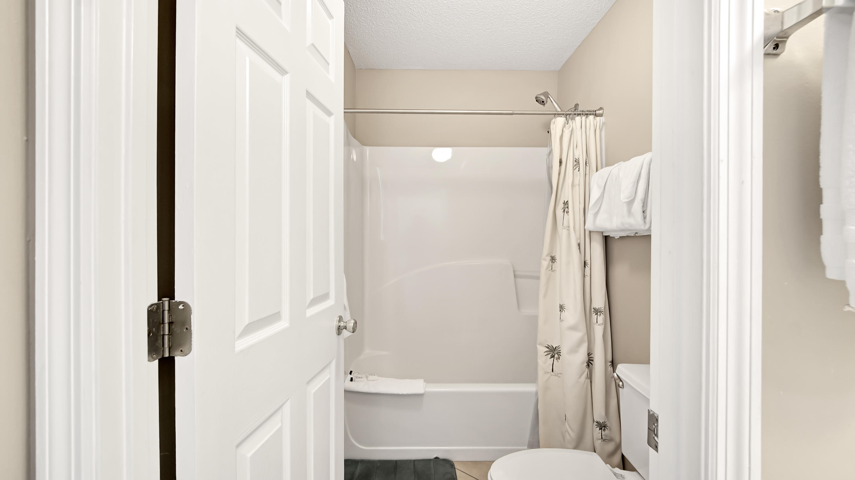 BEACHSIDE VILLAS CONDO - Residential