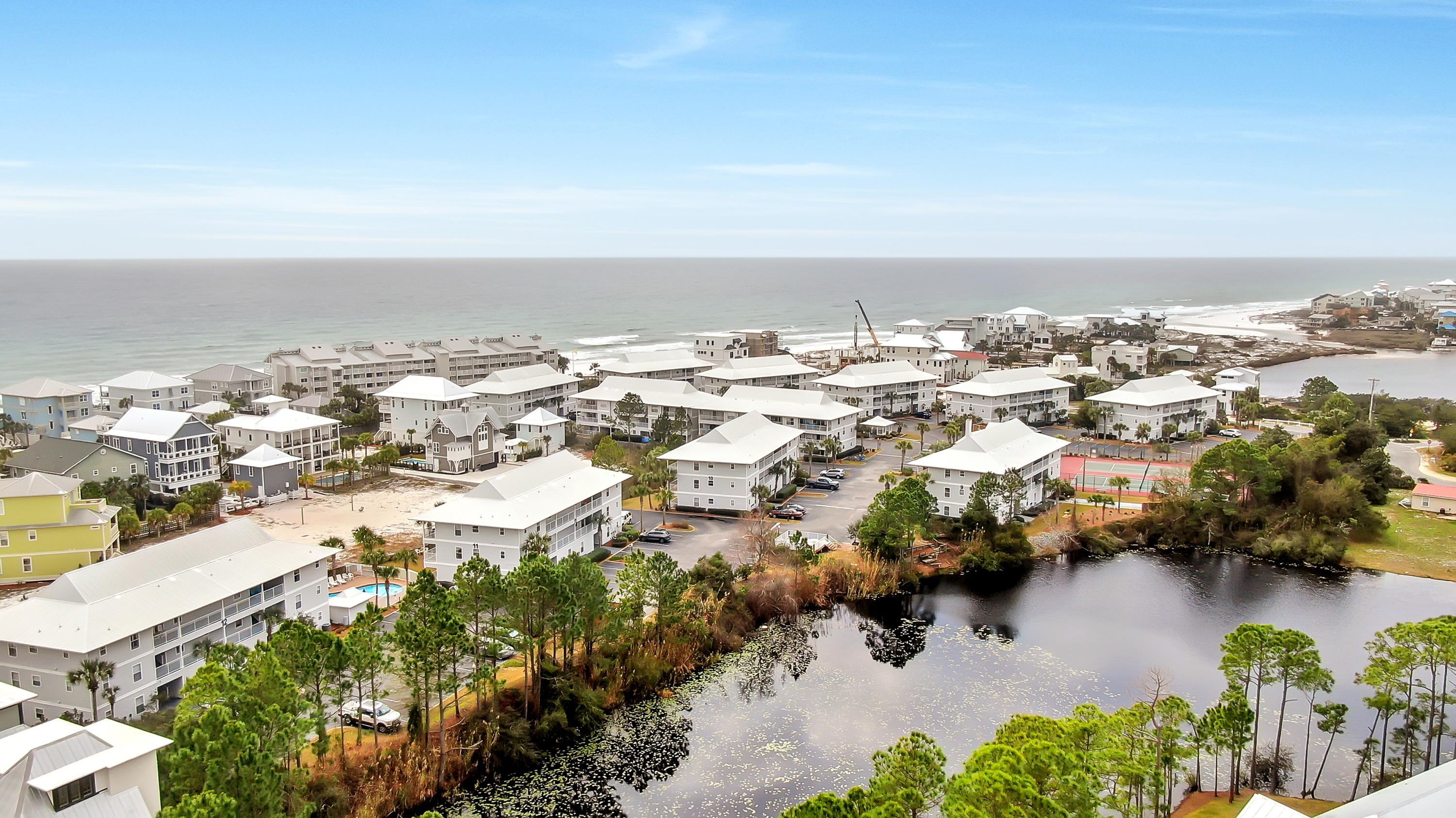 BEACHSIDE VILLAS CONDO - Residential