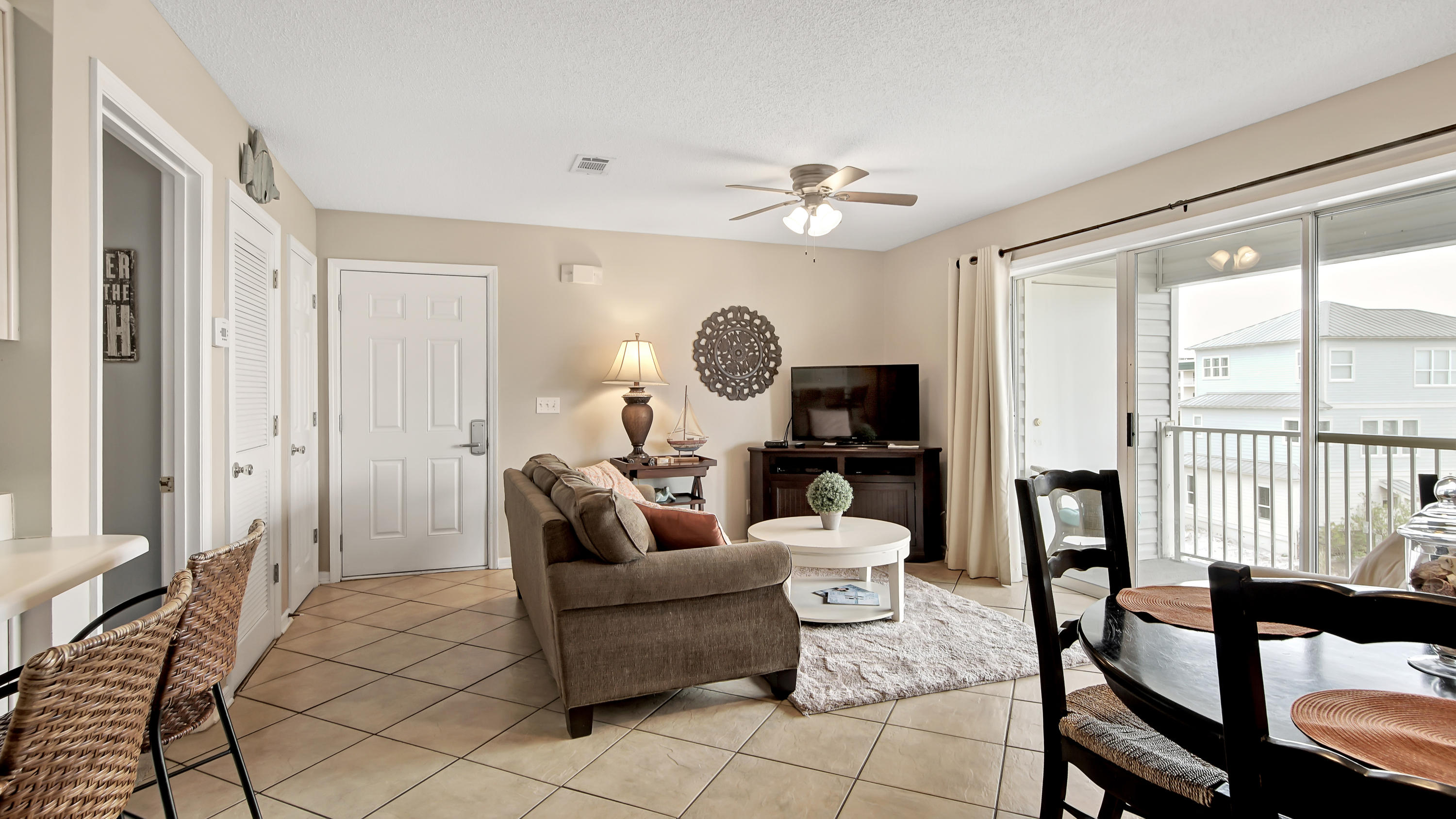 BEACHSIDE VILLAS CONDO - Residential