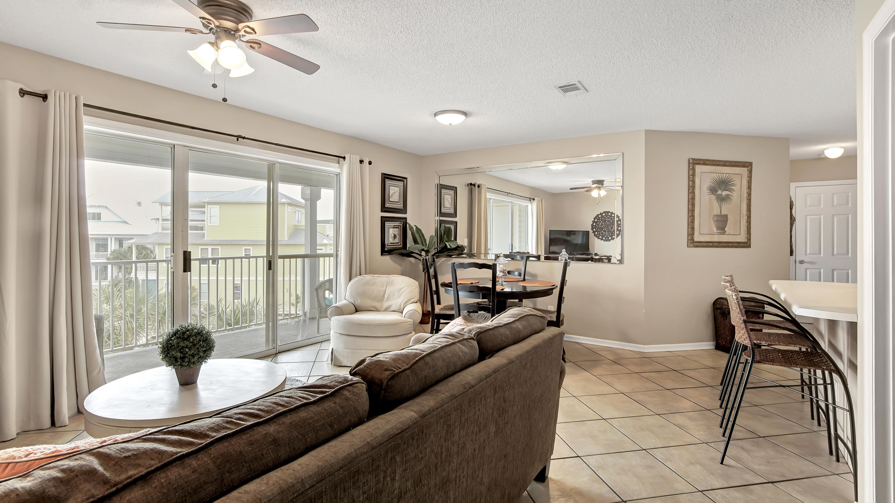 BEACHSIDE VILLAS CONDO - Residential