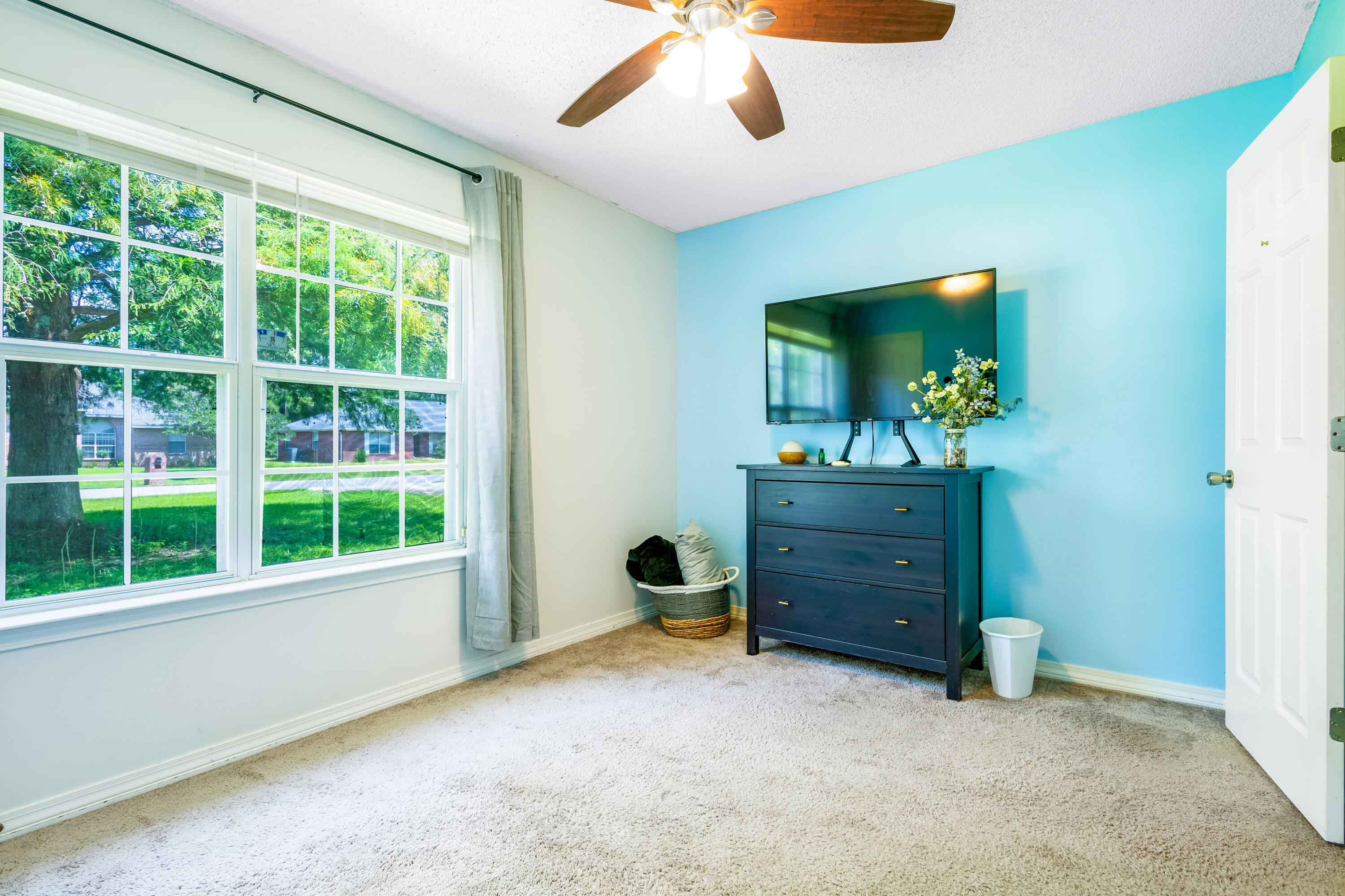 HOLLEY BY THE SEA - Residential