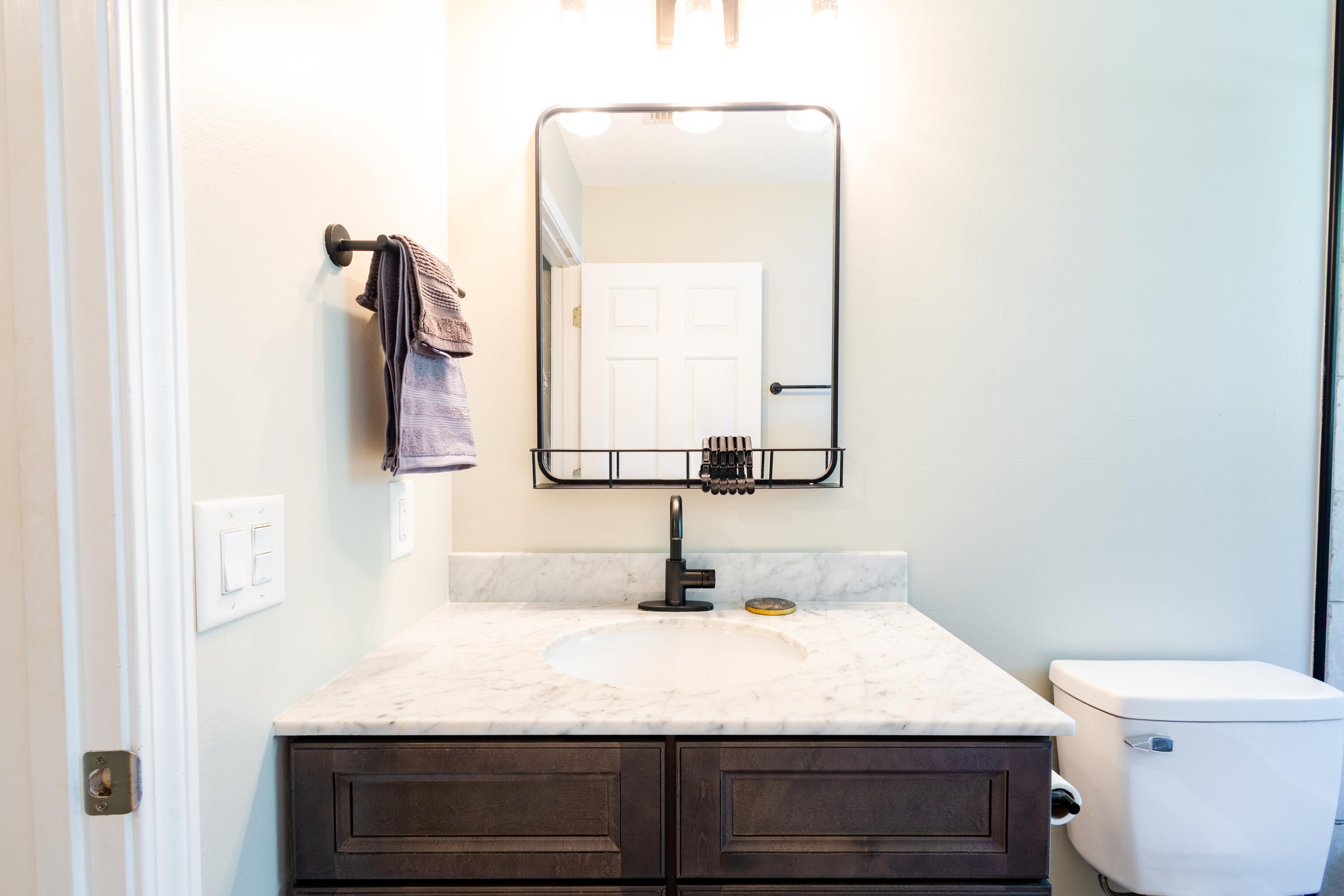 HOLLEY BY THE SEA - Residential