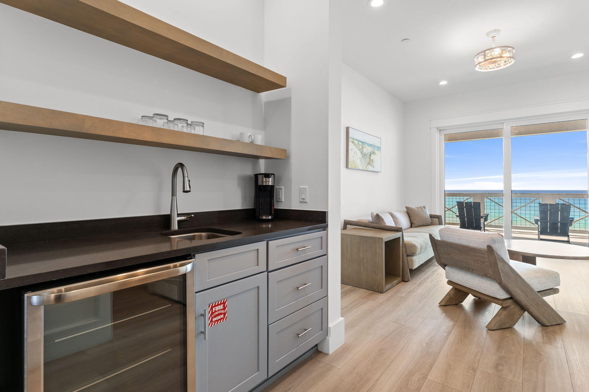 BAHAMA BEACH - Residential