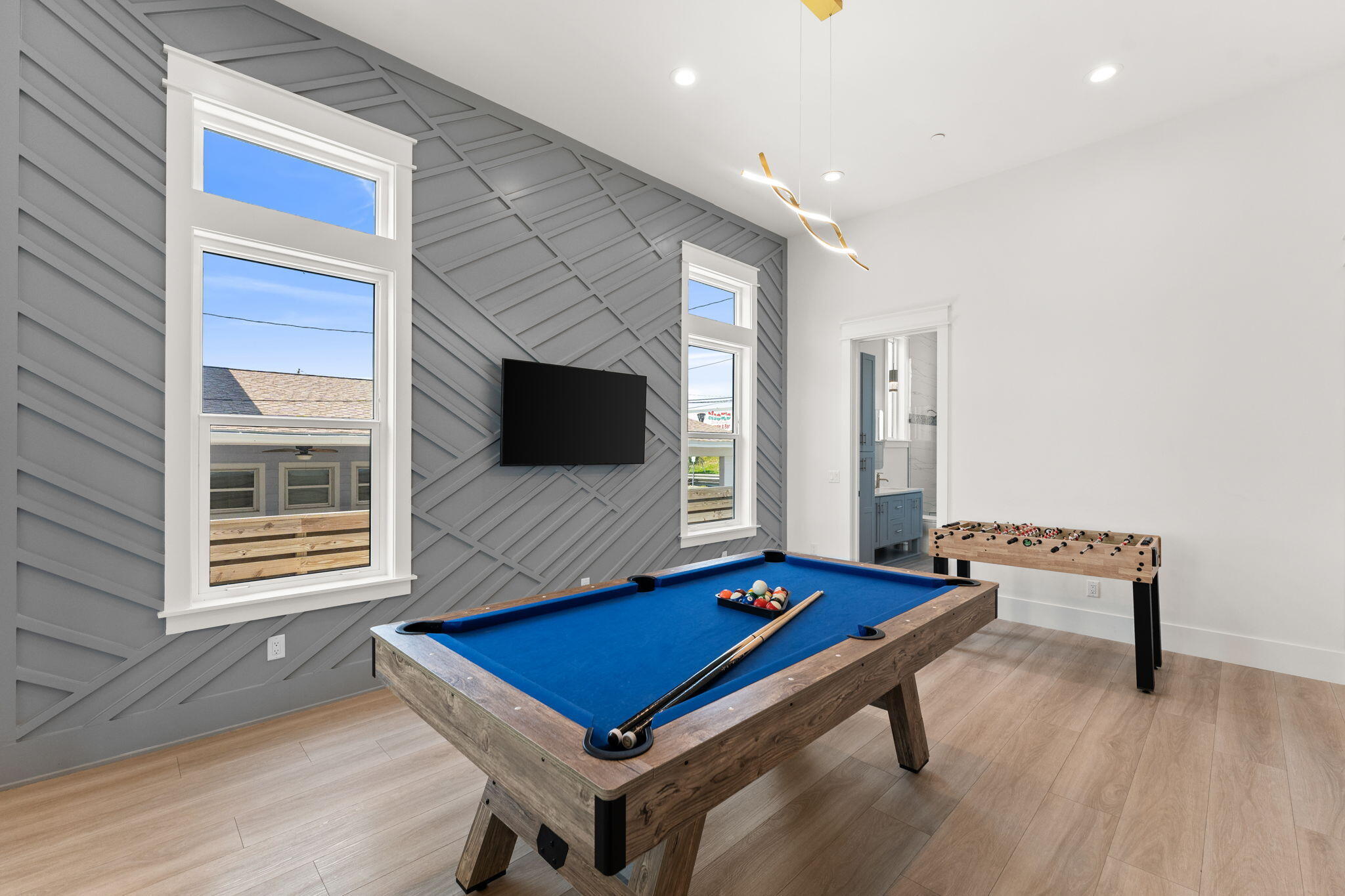 BAHAMA BEACH - Residential