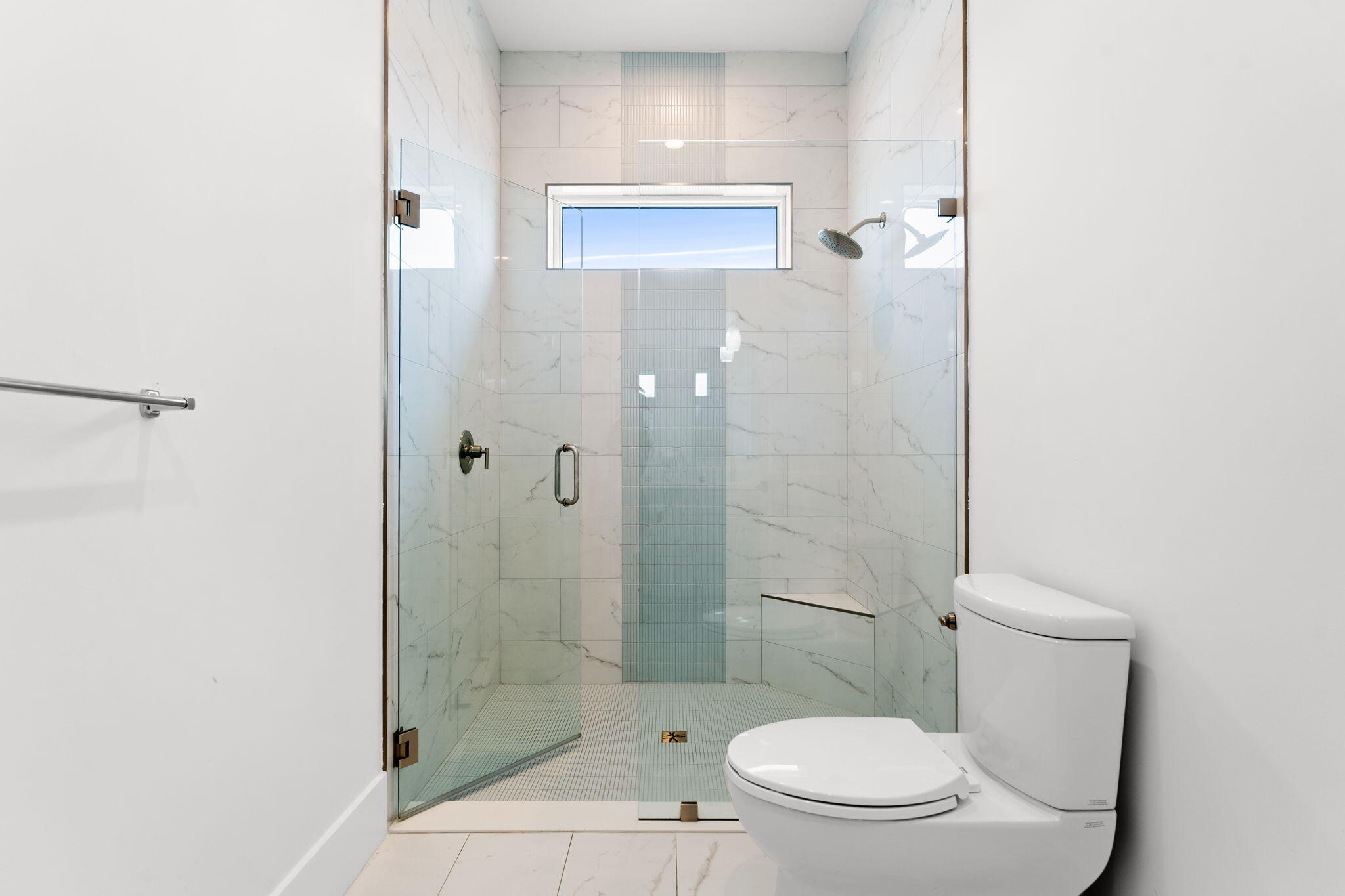 BAHAMA BEACH - Residential