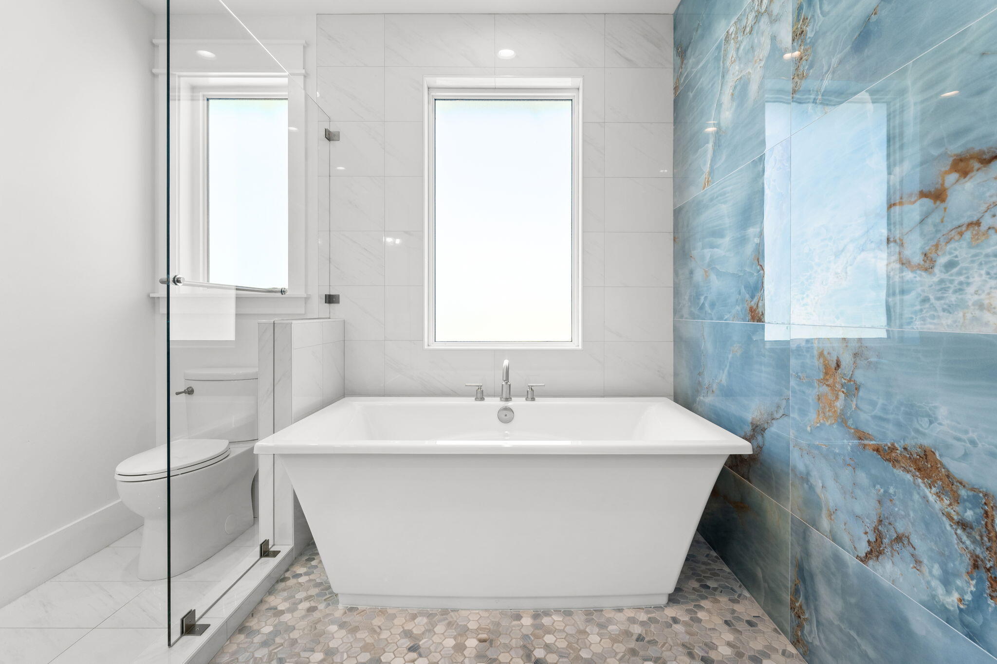 BAHAMA BEACH - Residential