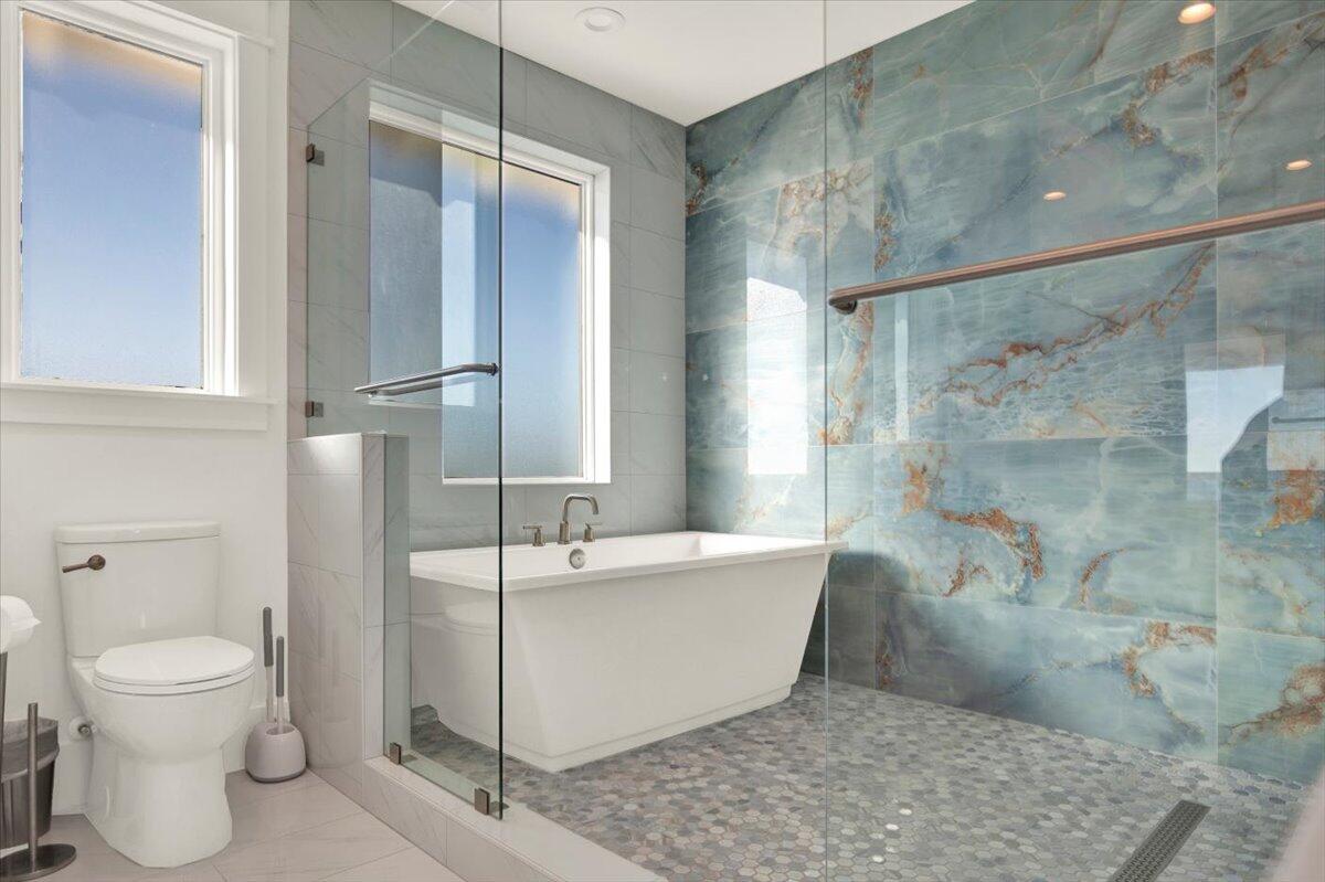 BAHAMA BEACH - Residential