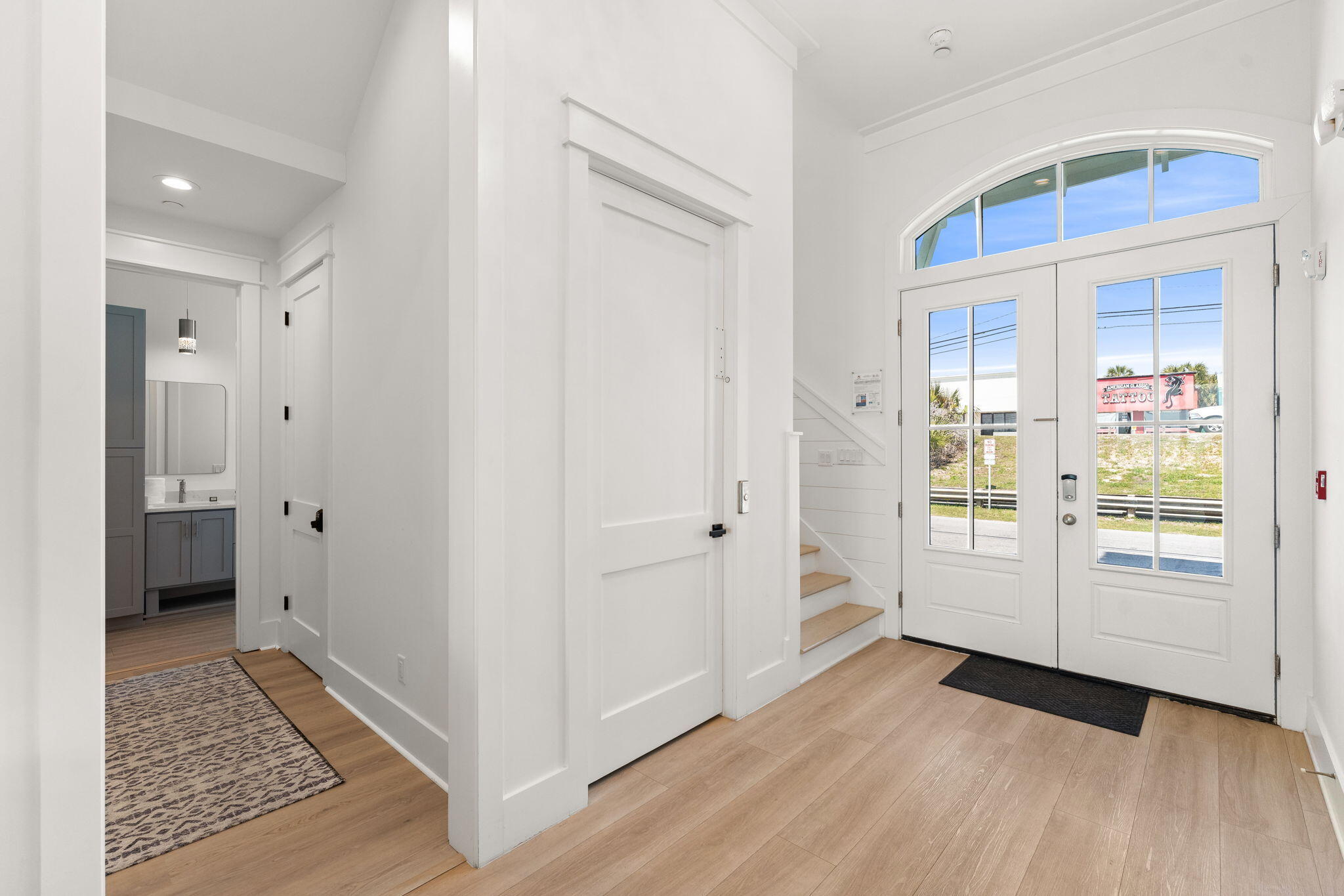 BAHAMA BEACH - Residential