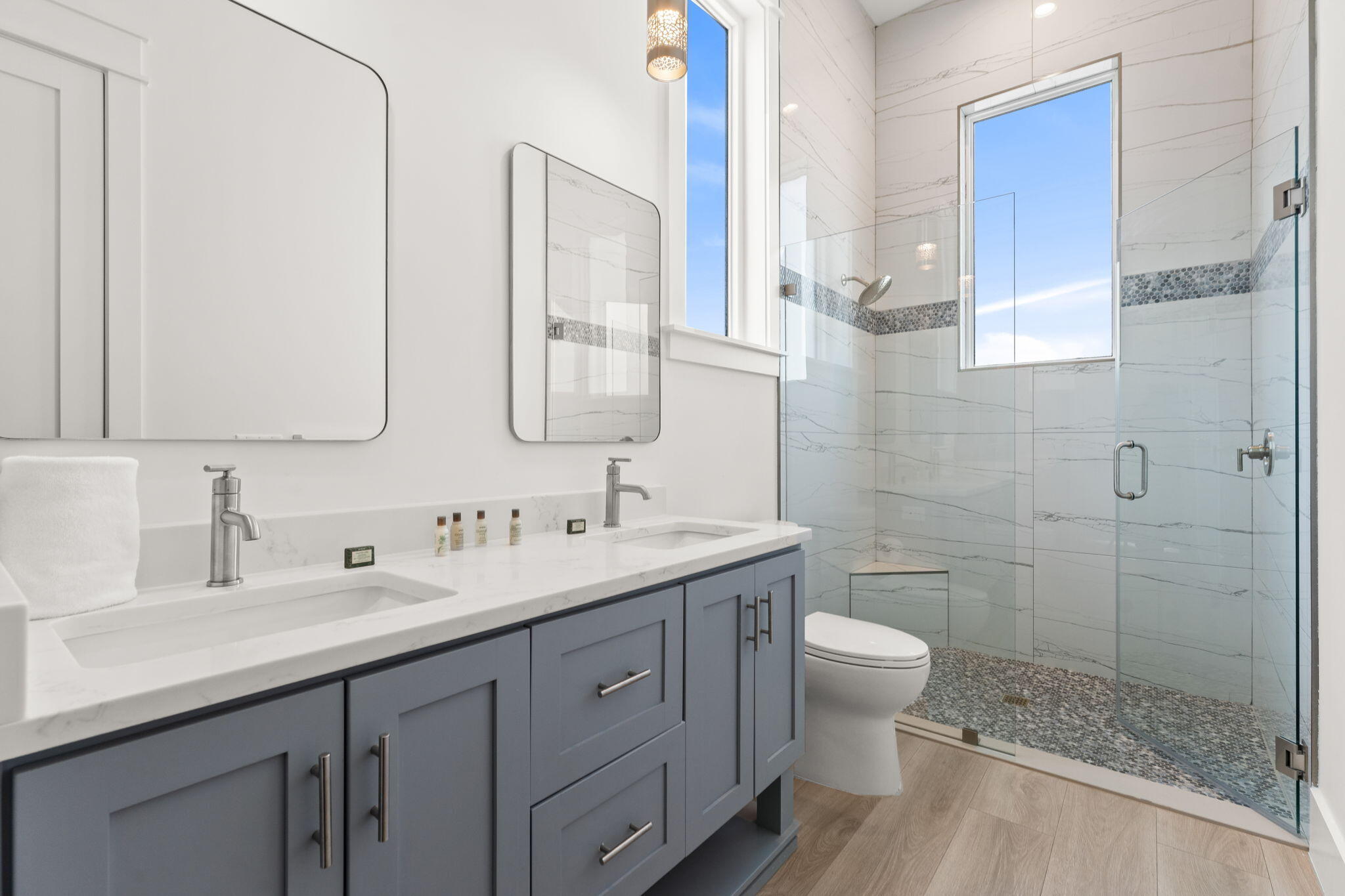 BAHAMA BEACH - Residential