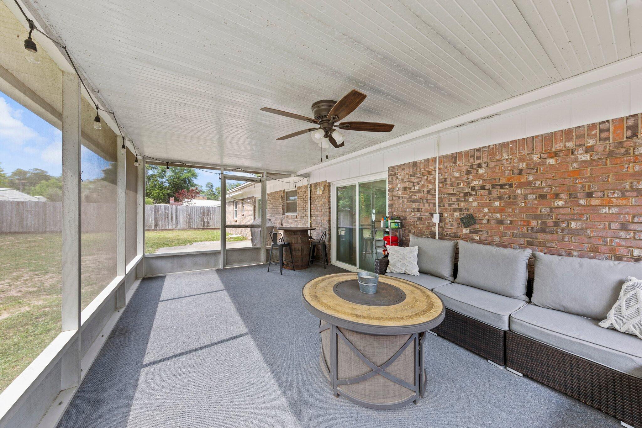 SHERWOOD FOREST - Residential Lease