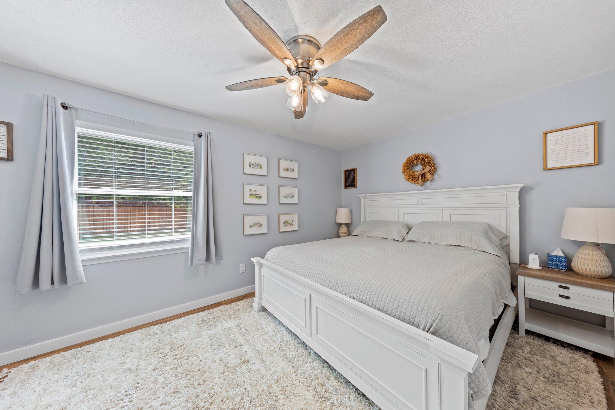 SHERWOOD FOREST - Residential Lease