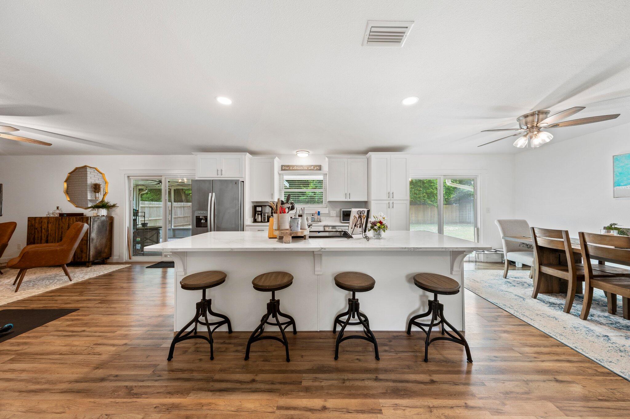 SHERWOOD FOREST - Residential Lease