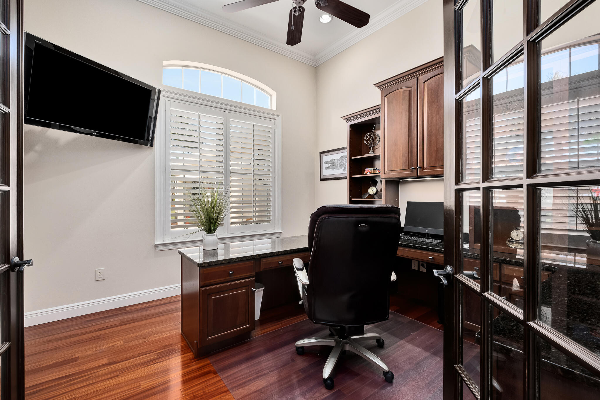 WHISPERING OAKS S/D - Residential