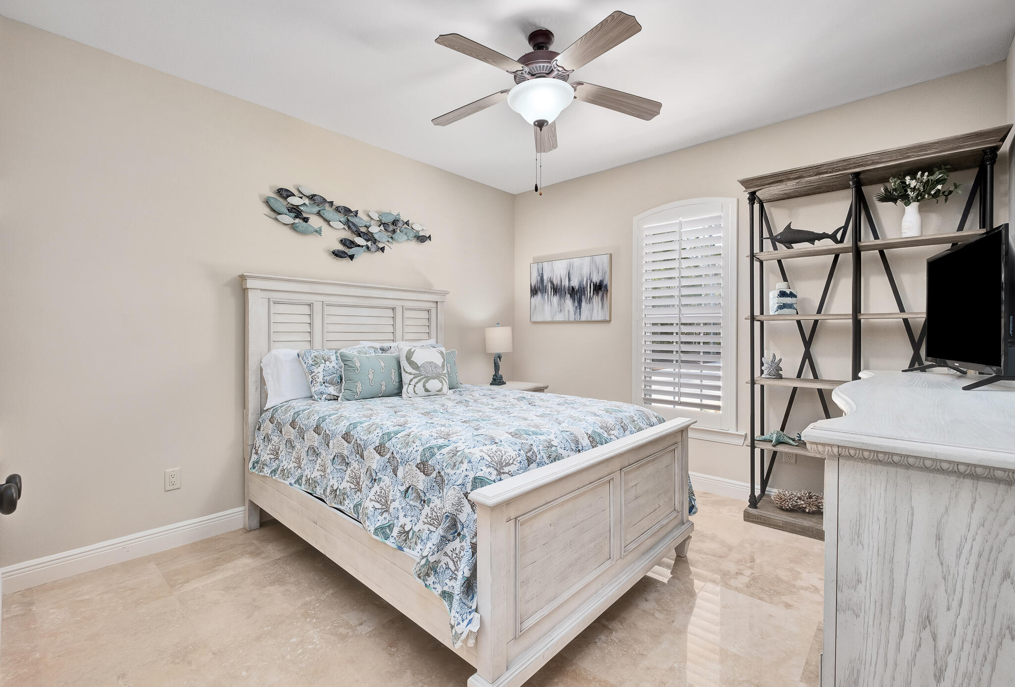 WHISPERING OAKS S/D - Residential