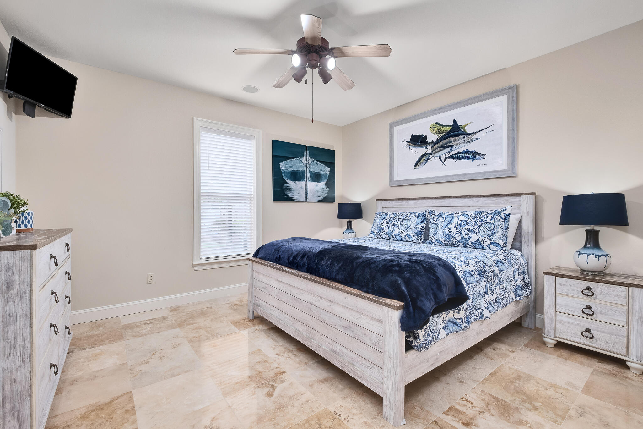 WHISPERING OAKS S/D - Residential