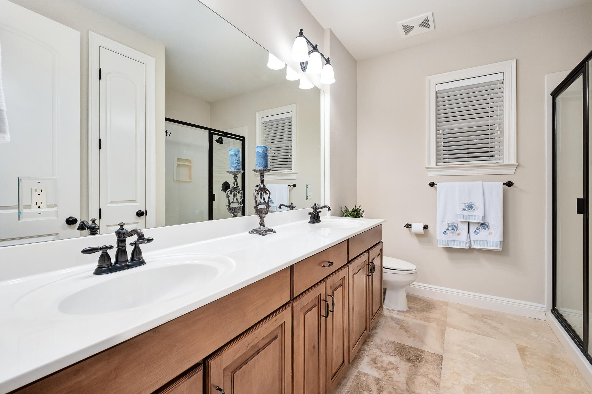 WHISPERING OAKS S/D - Residential