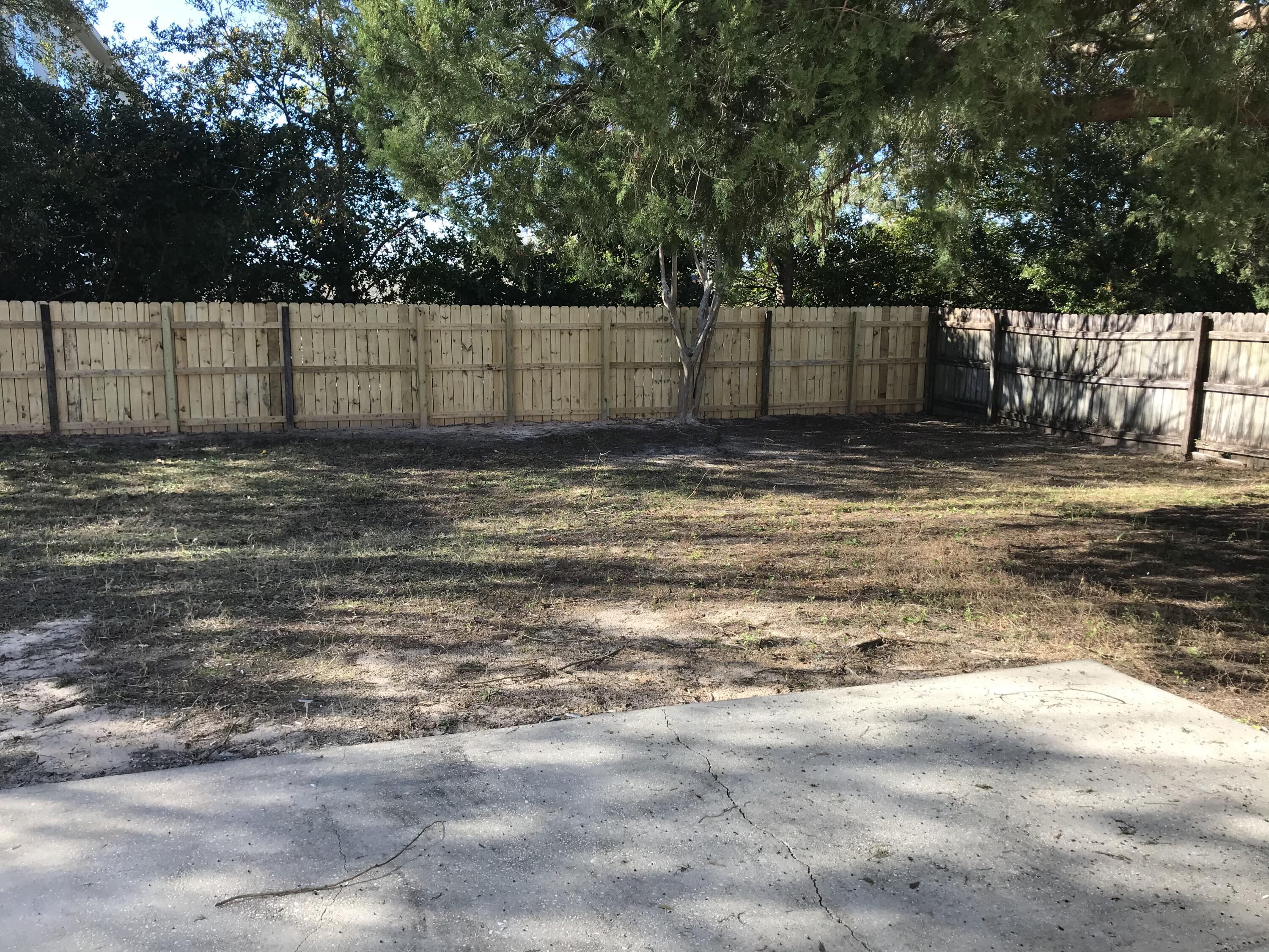 SHOAL TERRACE ESTATES - Residential Lease