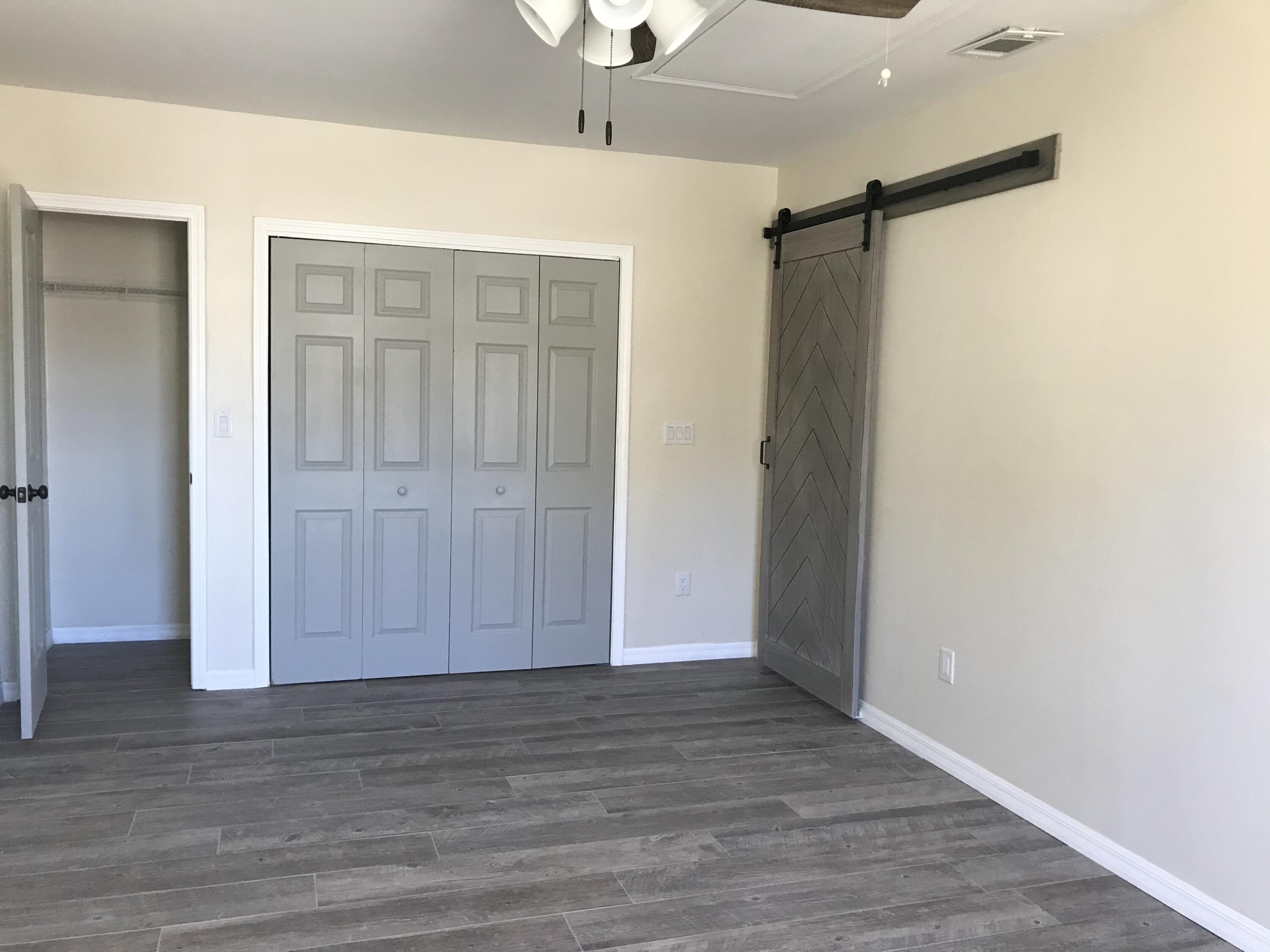 SHOAL TERRACE ESTATES - Residential Lease