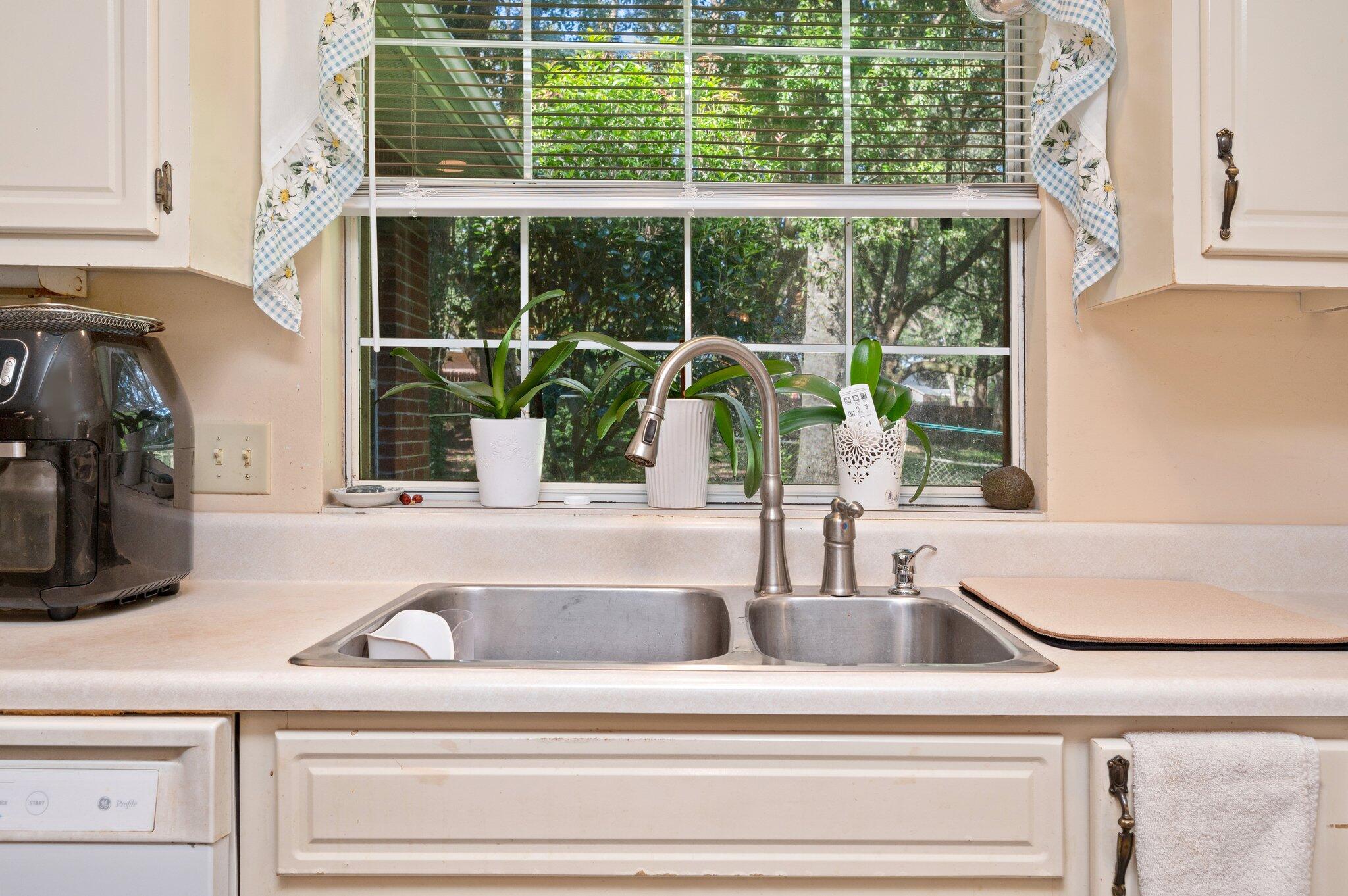 STAFFORD ESTATES - Residential