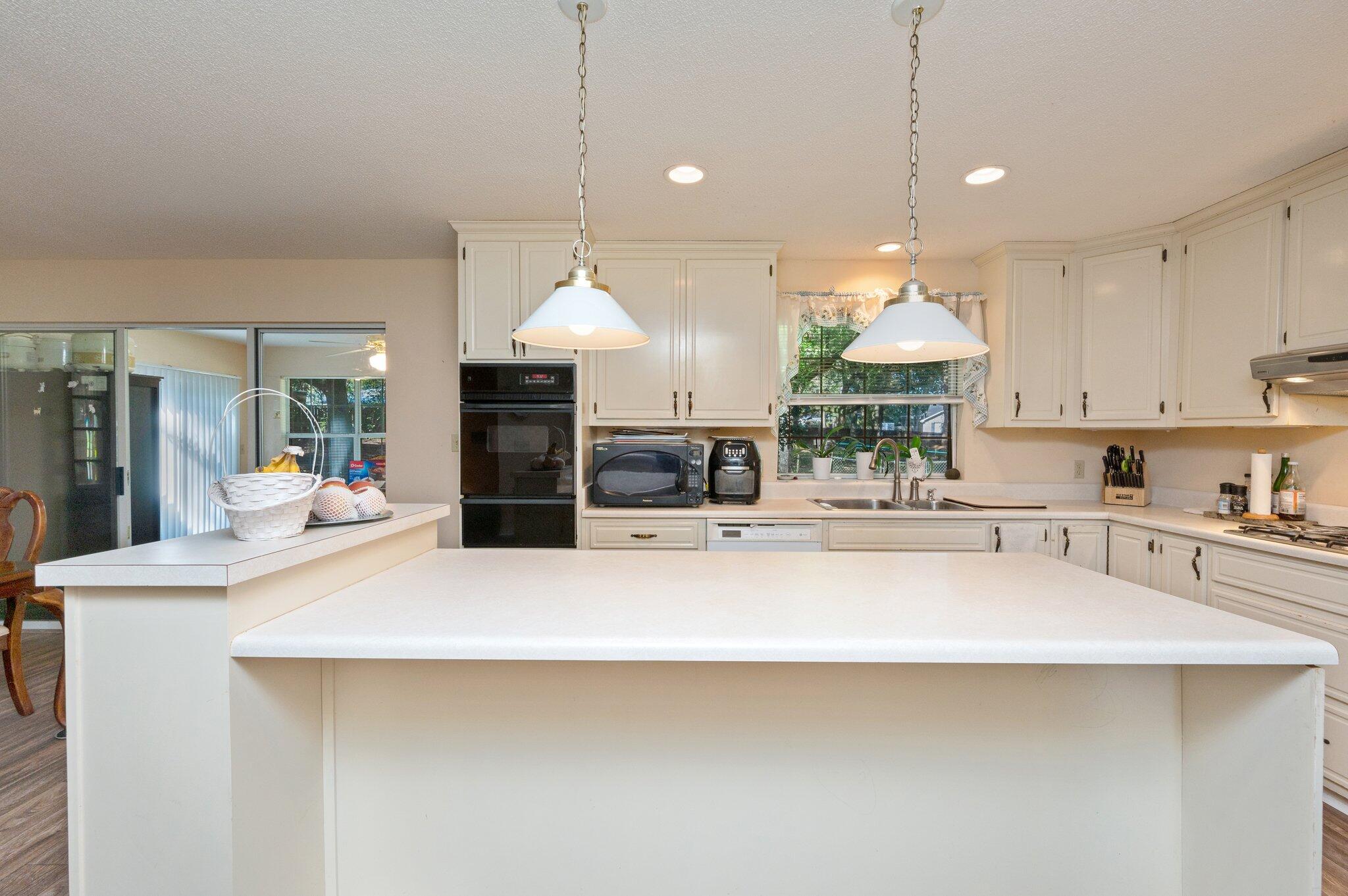 STAFFORD ESTATES - Residential