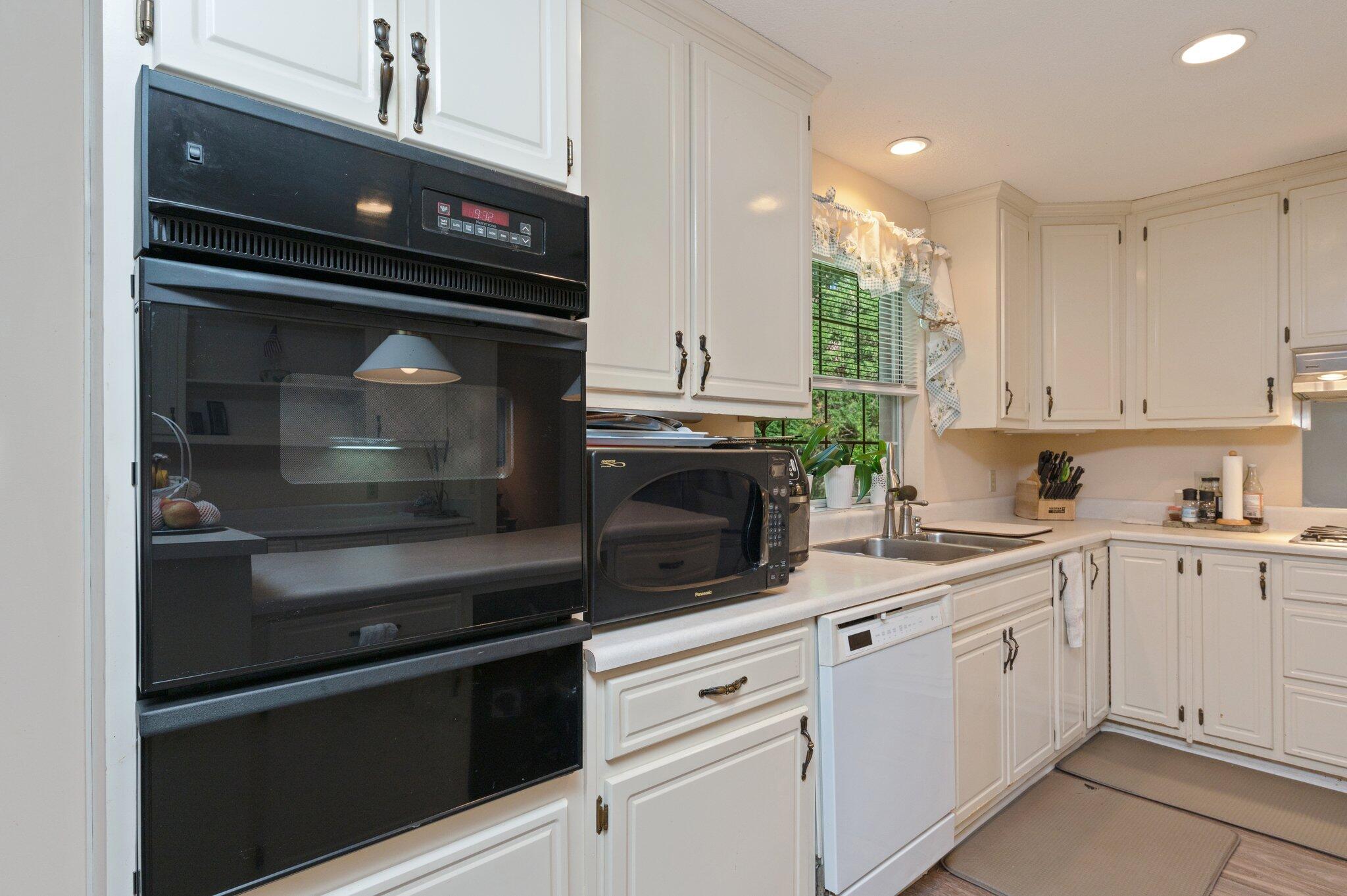 STAFFORD ESTATES - Residential