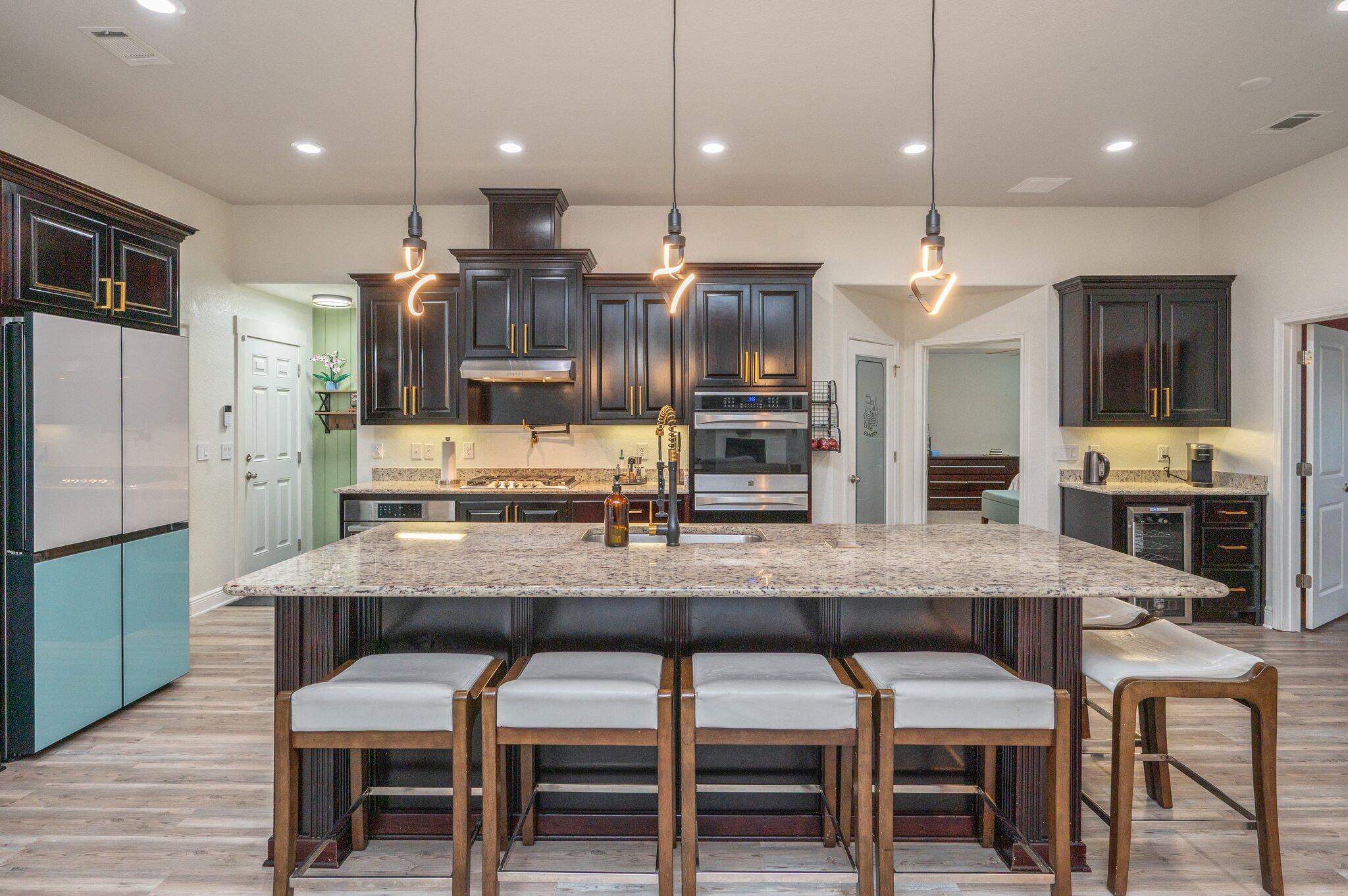 FOX VALLEY PH II LOT 5 BLK M - Residential