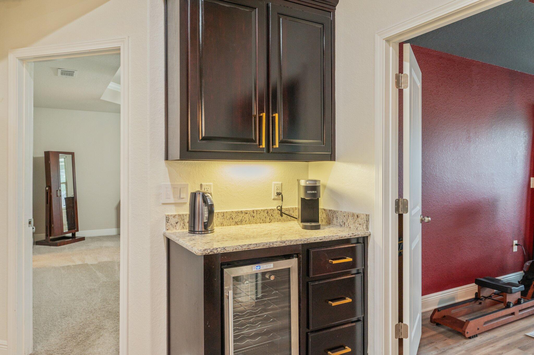 FOX VALLEY PH II LOT 5 BLK M - Residential