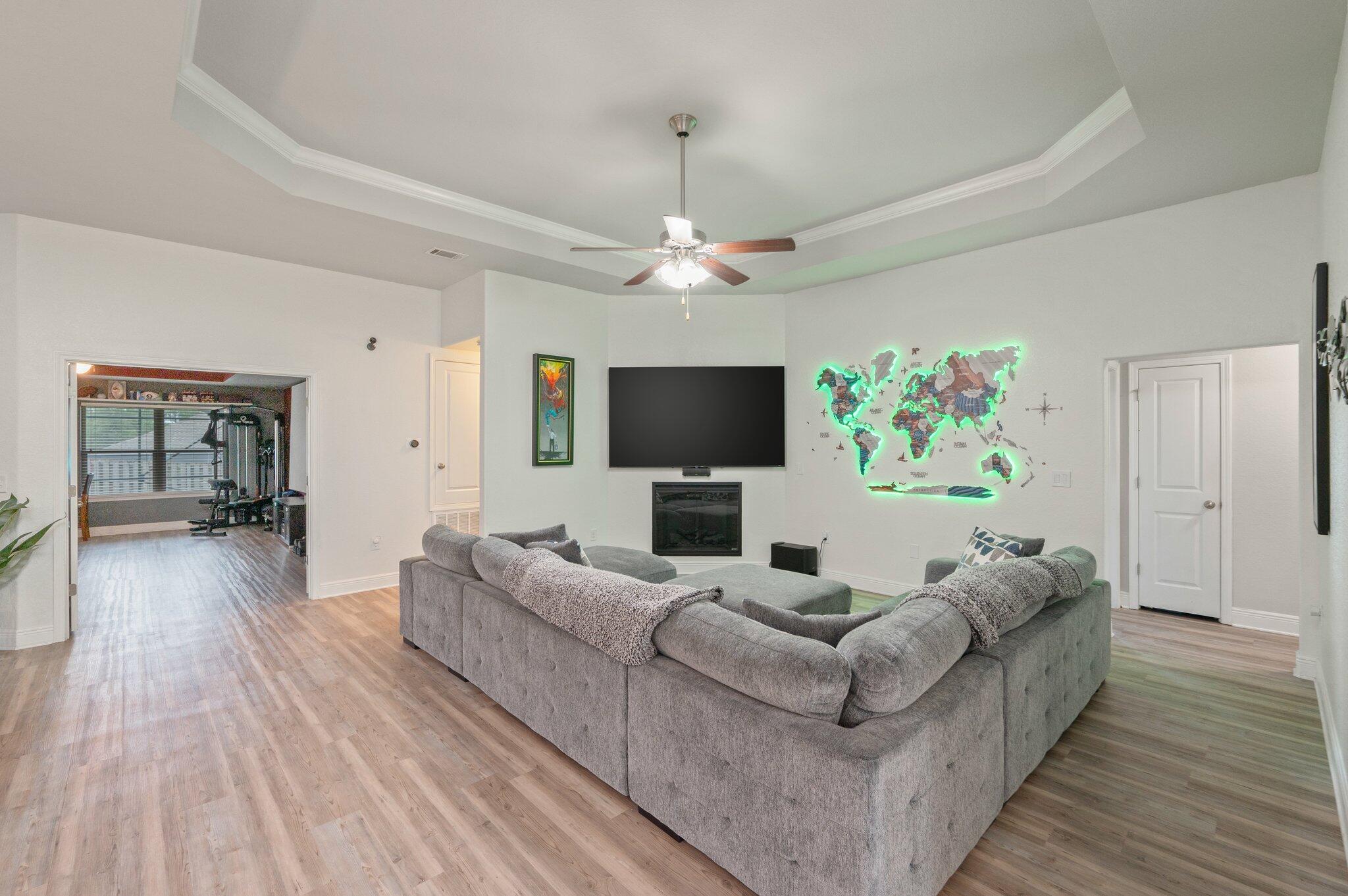 FOX VALLEY PH II LOT 5 BLK M - Residential
