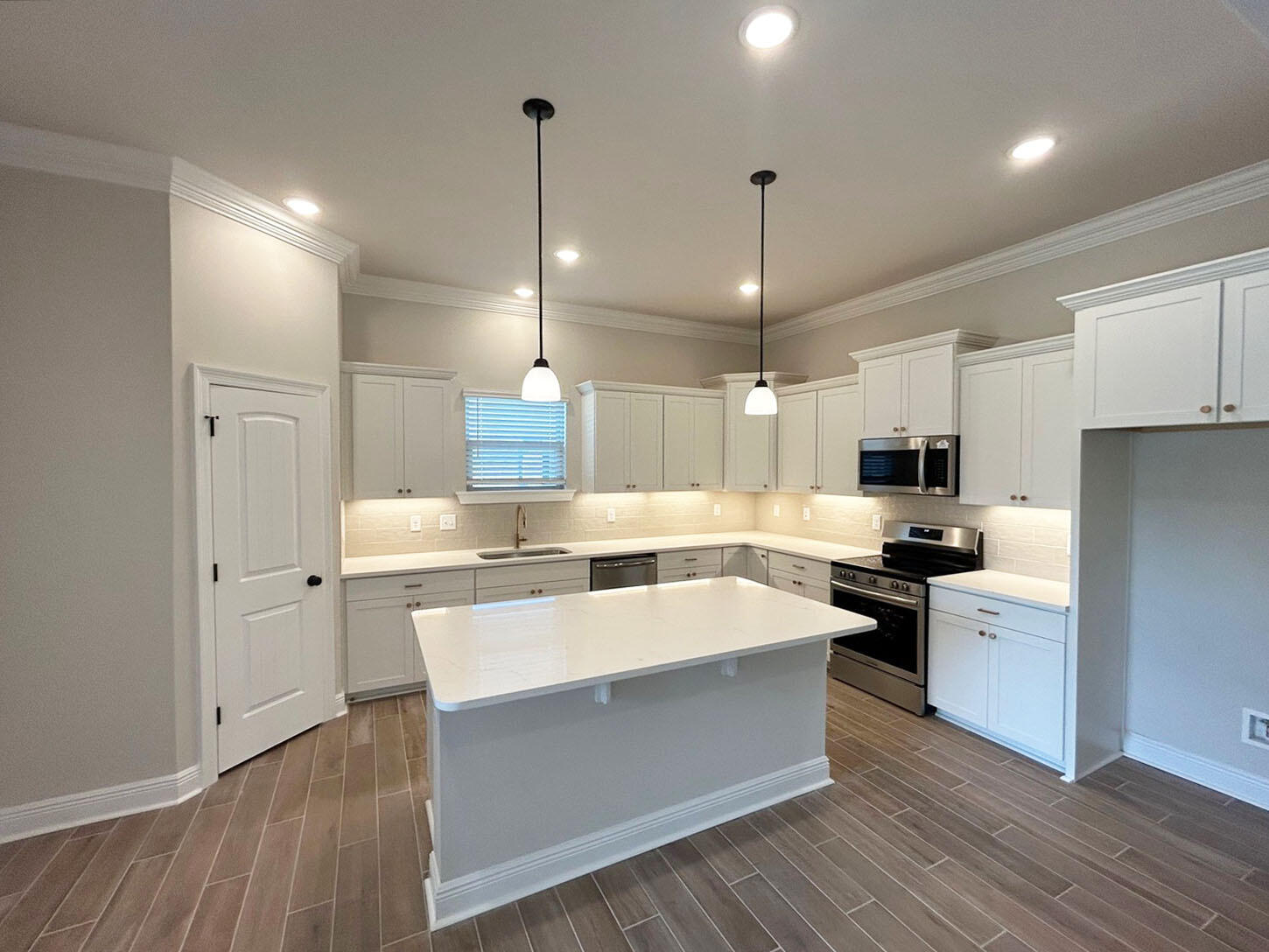 HAMMOCK BAY - STARBURST - Residential