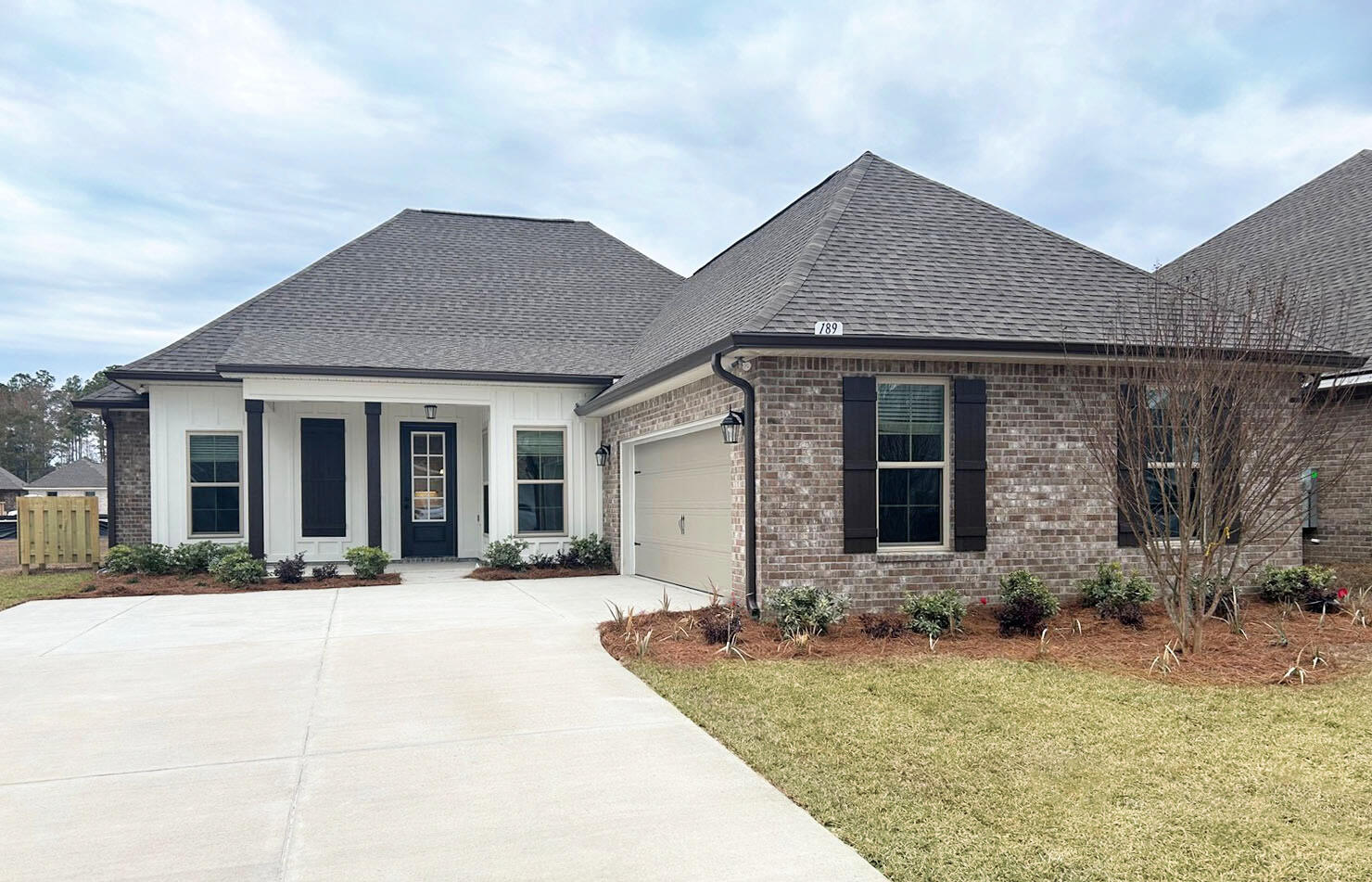 Awesome builder rate, FREE window blinds + choice of 2 FREE: front gutters, fridge, OR smart home package. Restrictions apply.The HENRI III G in Starburst at Hammock Bay community offers a 4BR, 3BA, open design. Upgrades added (list attached). Features: separate vanities, garden tub, separate custom tiled shower, and walk-in closet in master bath, tray ceiling in master bed, sitting area in bed 3, kitchen island, walk-in pantry, covered porches, crown molding, recessed lighting, smart connect Wi-Fi thermostat, smoke/carbon monoxide detectors, landscaping package, architectural 30-year shingles, flood lights, and more!Energy Efficient Features: water heater, kitchen appliance package with electric range, vinyl low E windows, and more! Energy Star Partner.