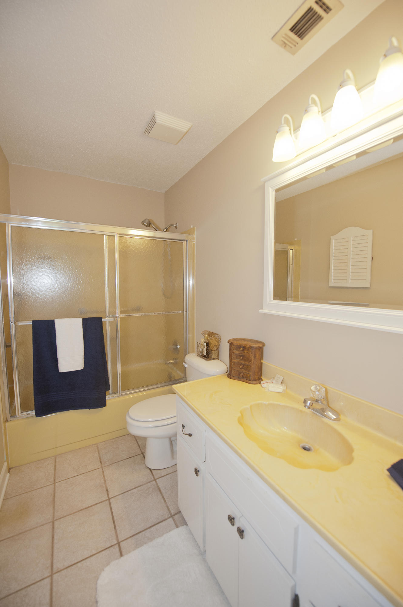 GREY MOSS POINT - Residential