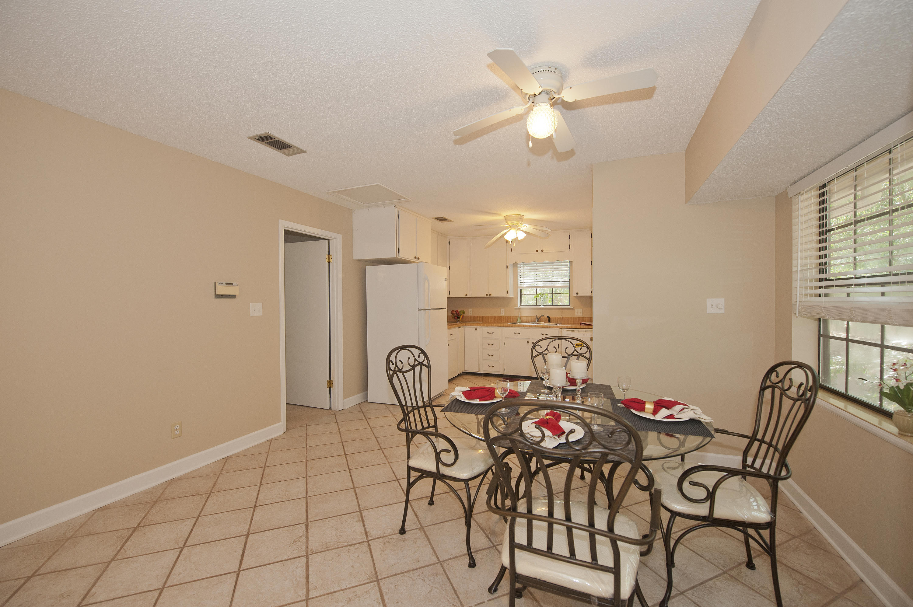 GREY MOSS POINT - Residential