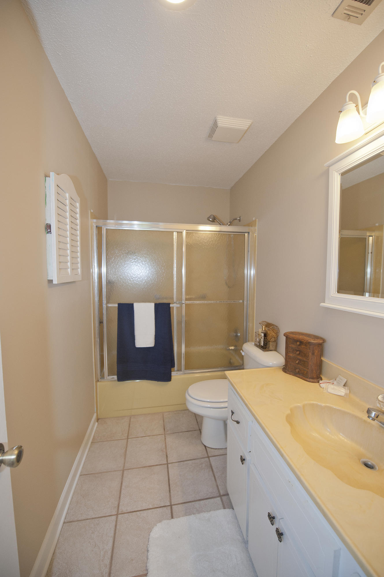 GREY MOSS POINT - Residential