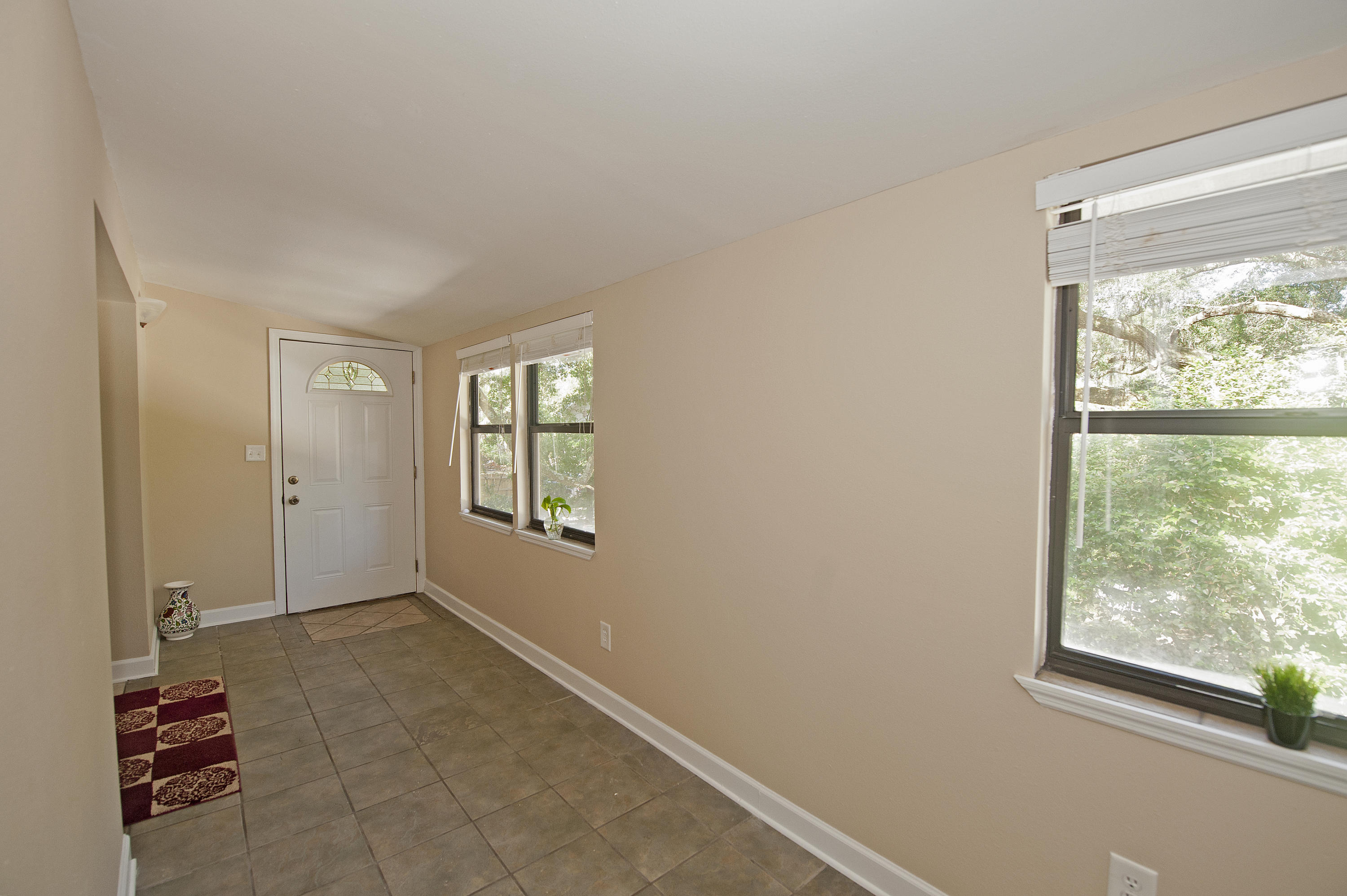 GREY MOSS POINT - Residential