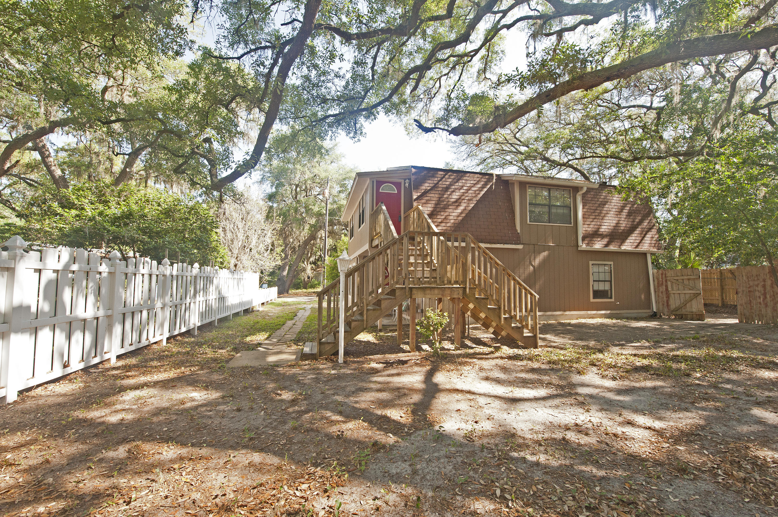 GREY MOSS POINT - Residential