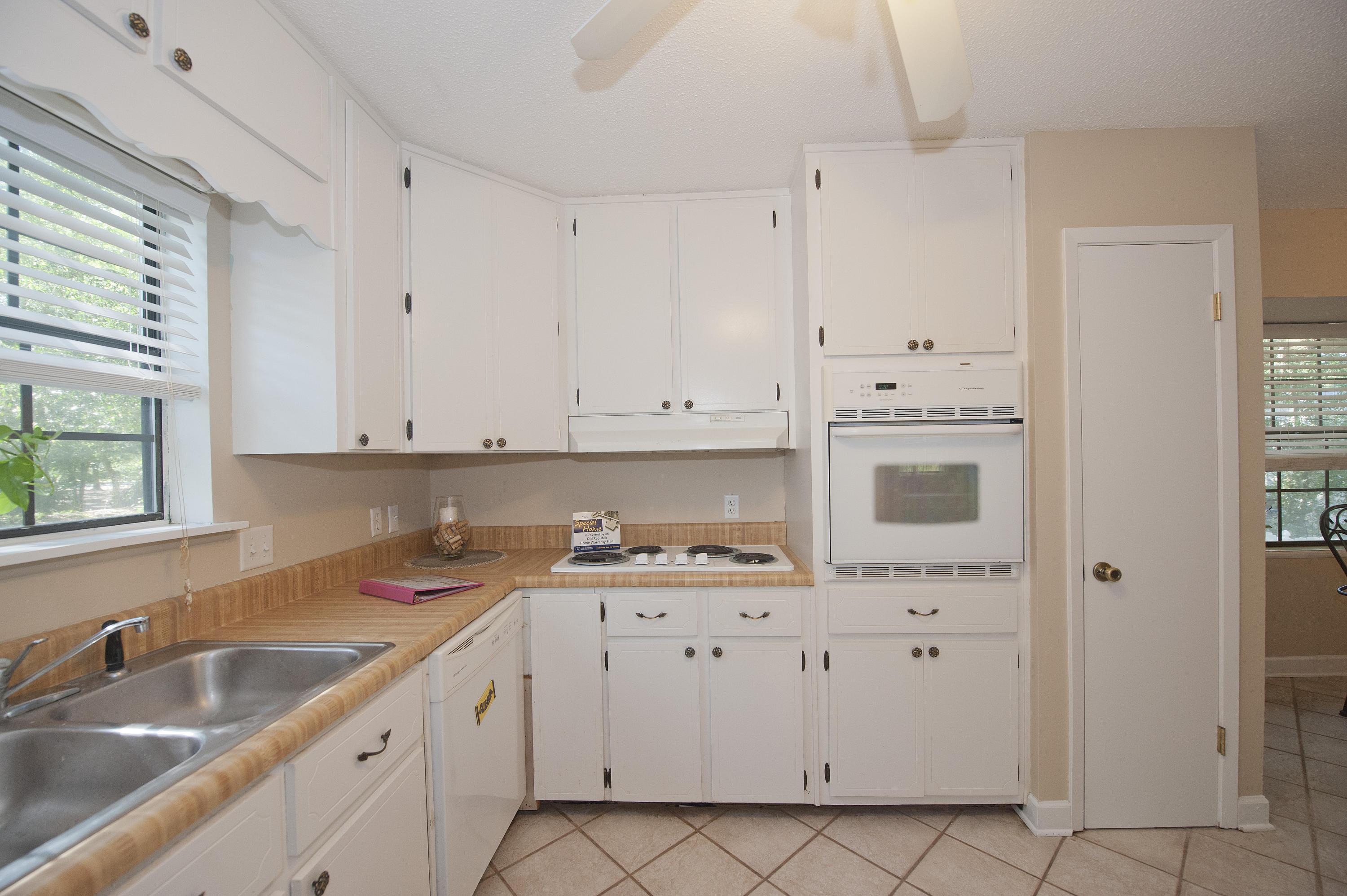 GREY MOSS POINT - Residential