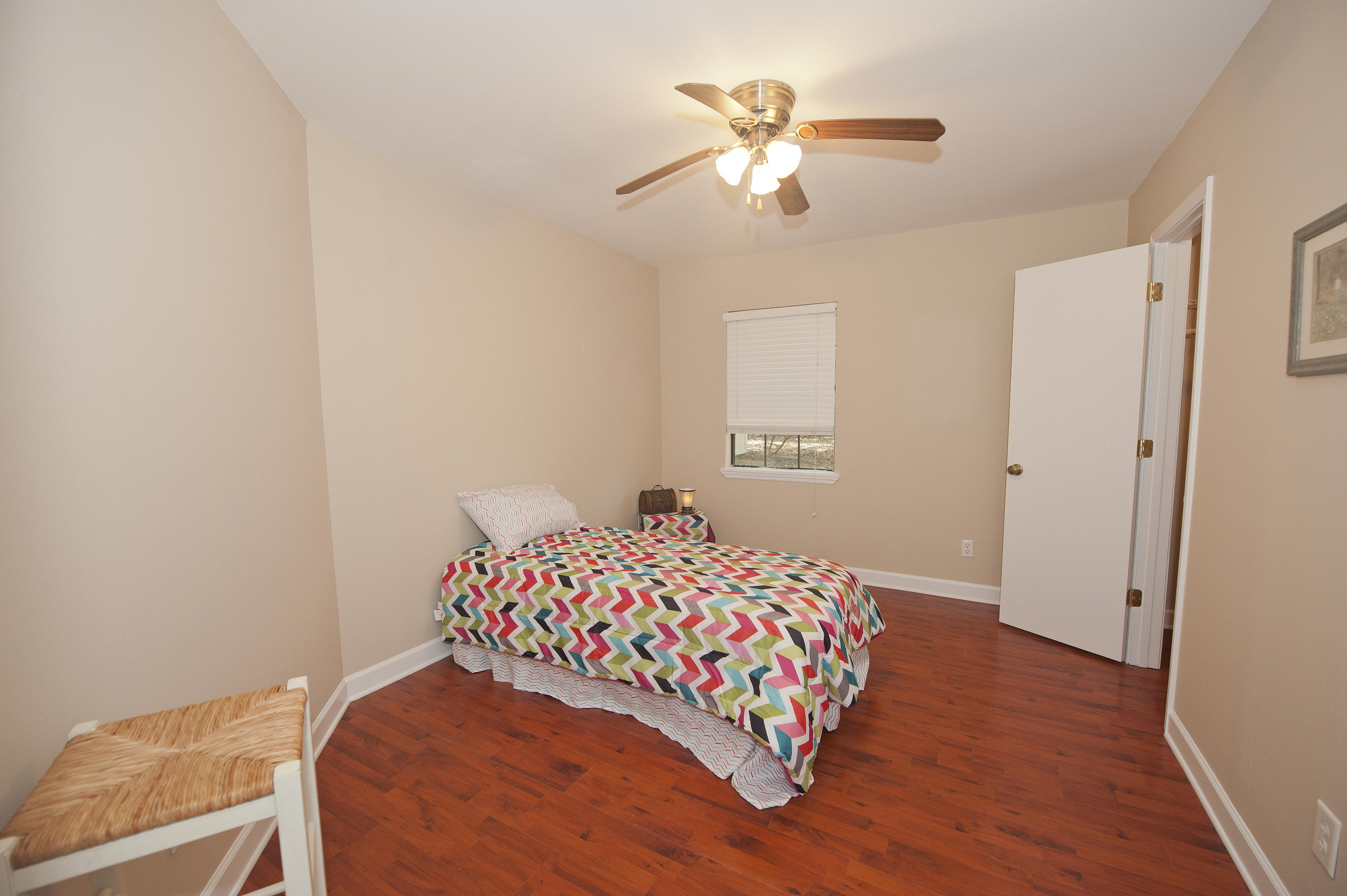 GREY MOSS POINT - Residential