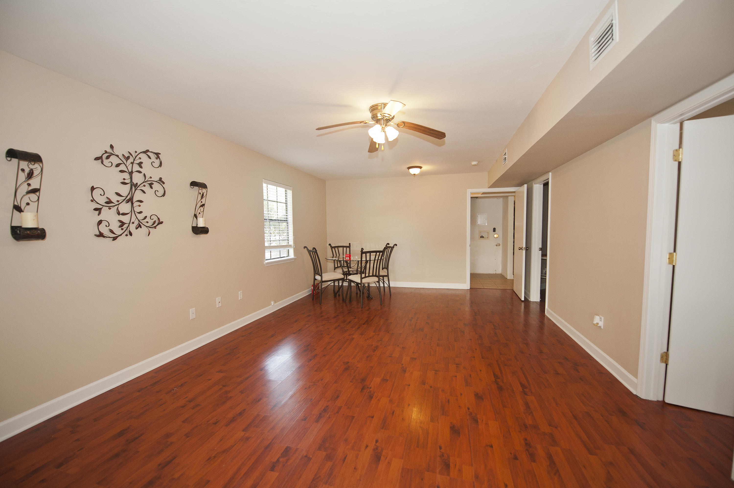 GREY MOSS POINT - Residential