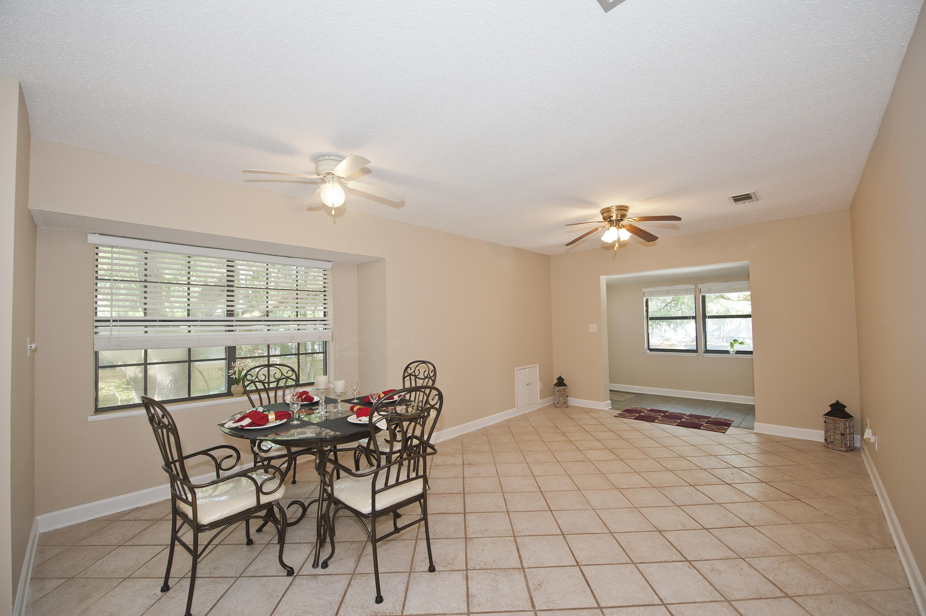 GREY MOSS POINT - Residential