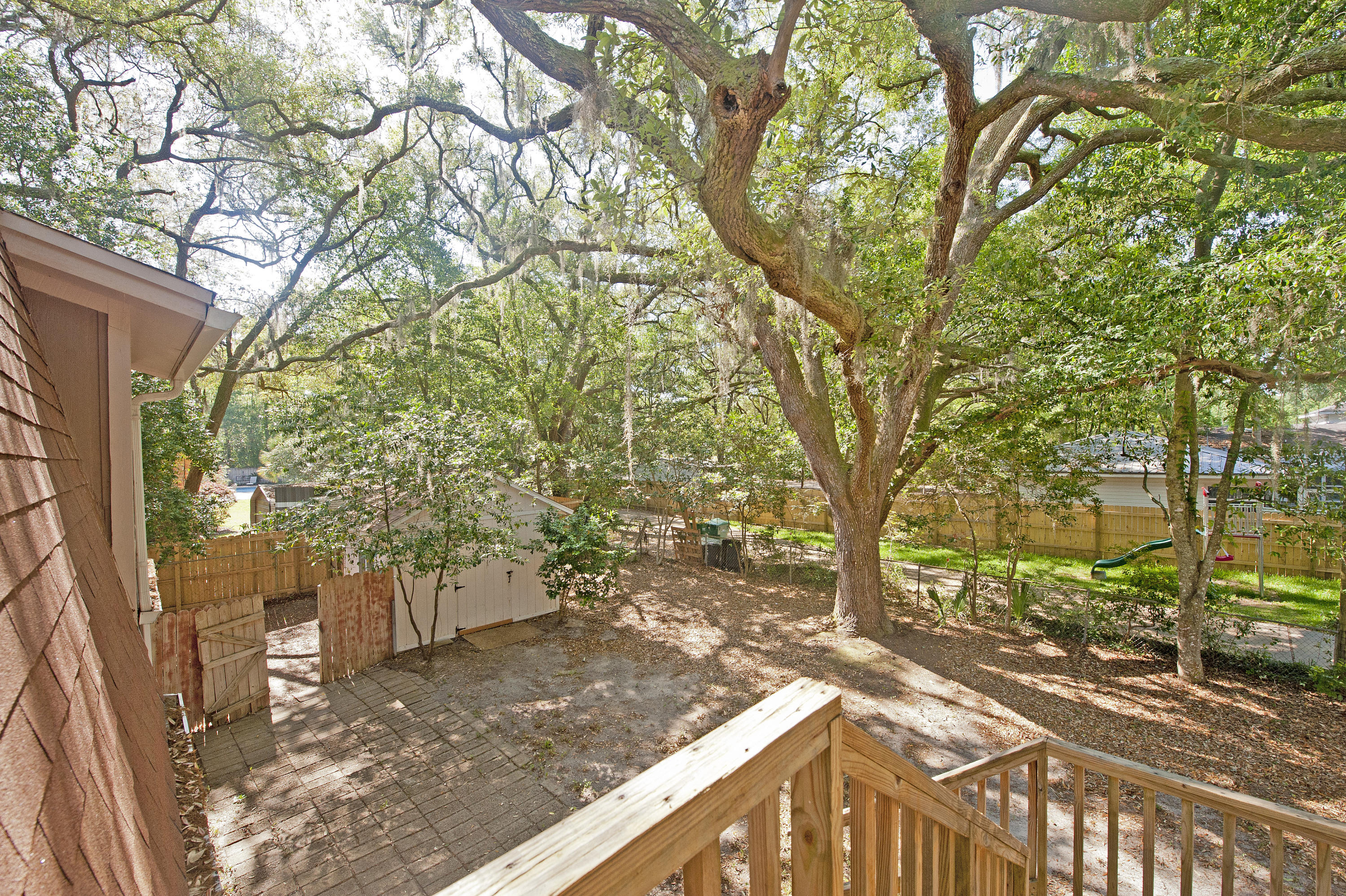 GREY MOSS POINT - Residential