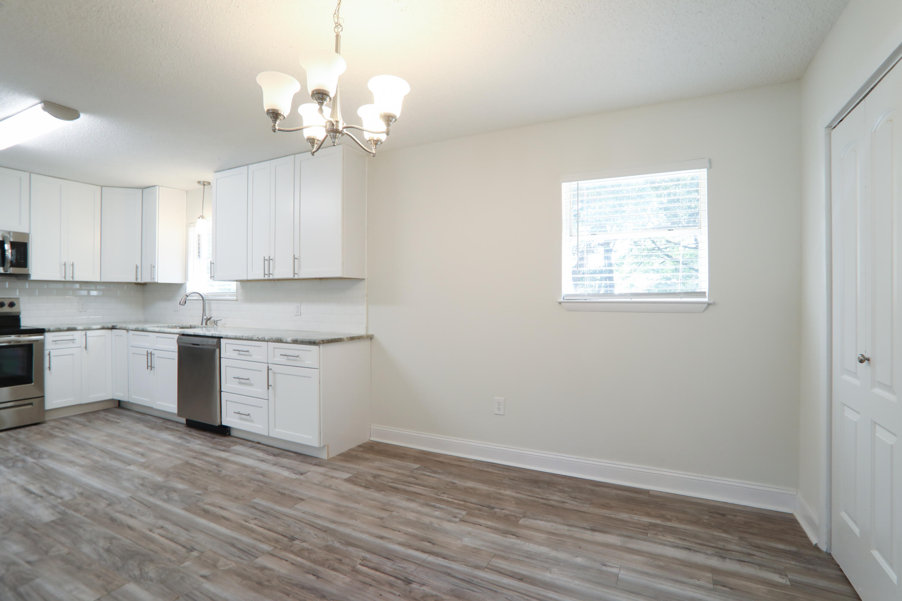 TOWN OF DEFUNIAK SPRINGS - Residential