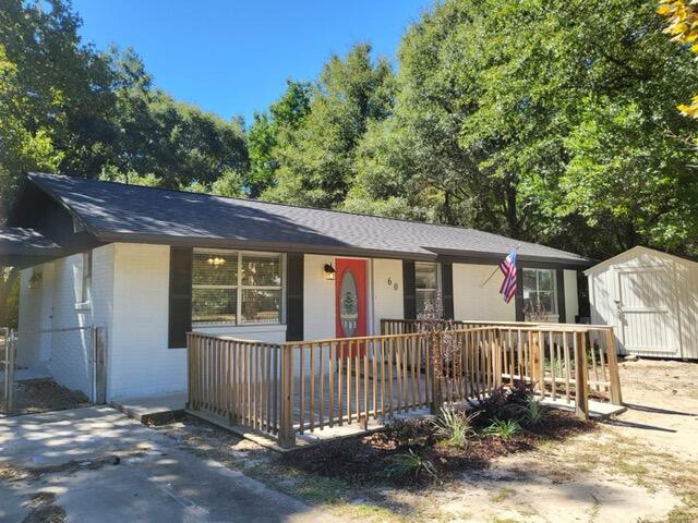 TOWN OF DEFUNIAK SPRINGS - Residential