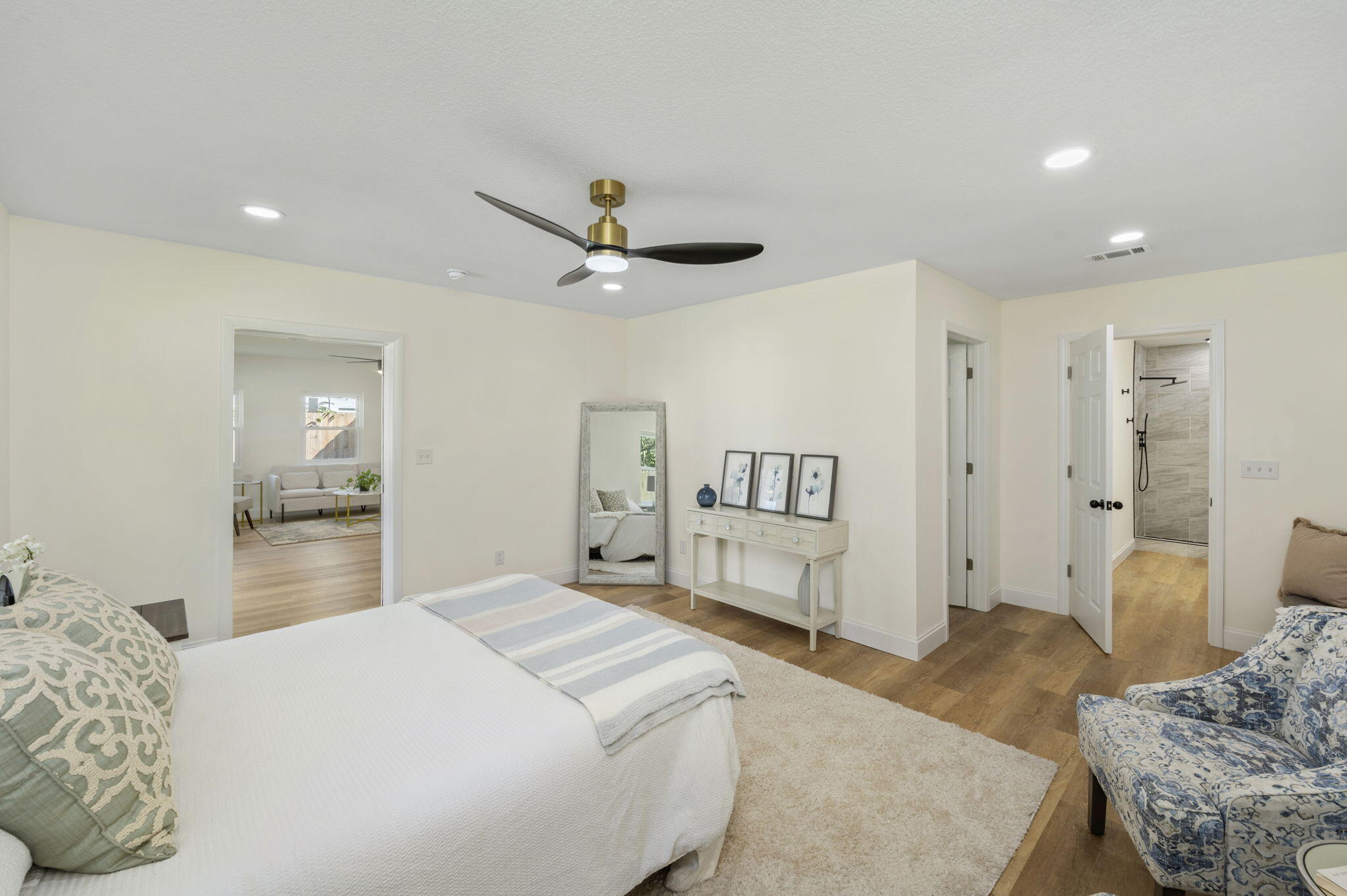 SANTASIA PARK - Residential