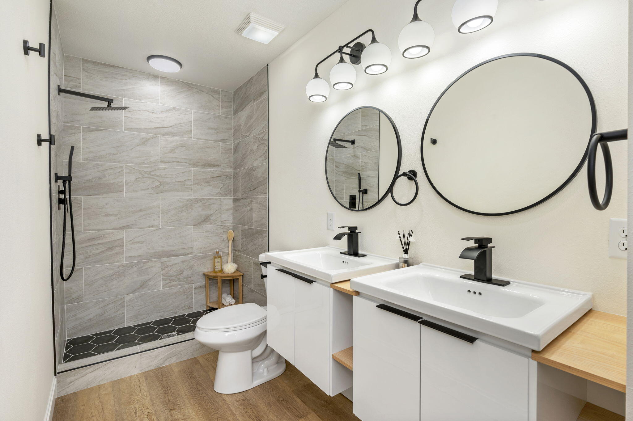 SANTASIA PARK - Residential