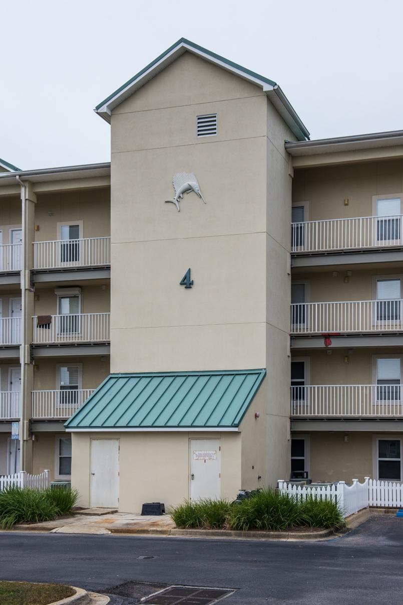 MARAVILLA CONDO 2 - Residential