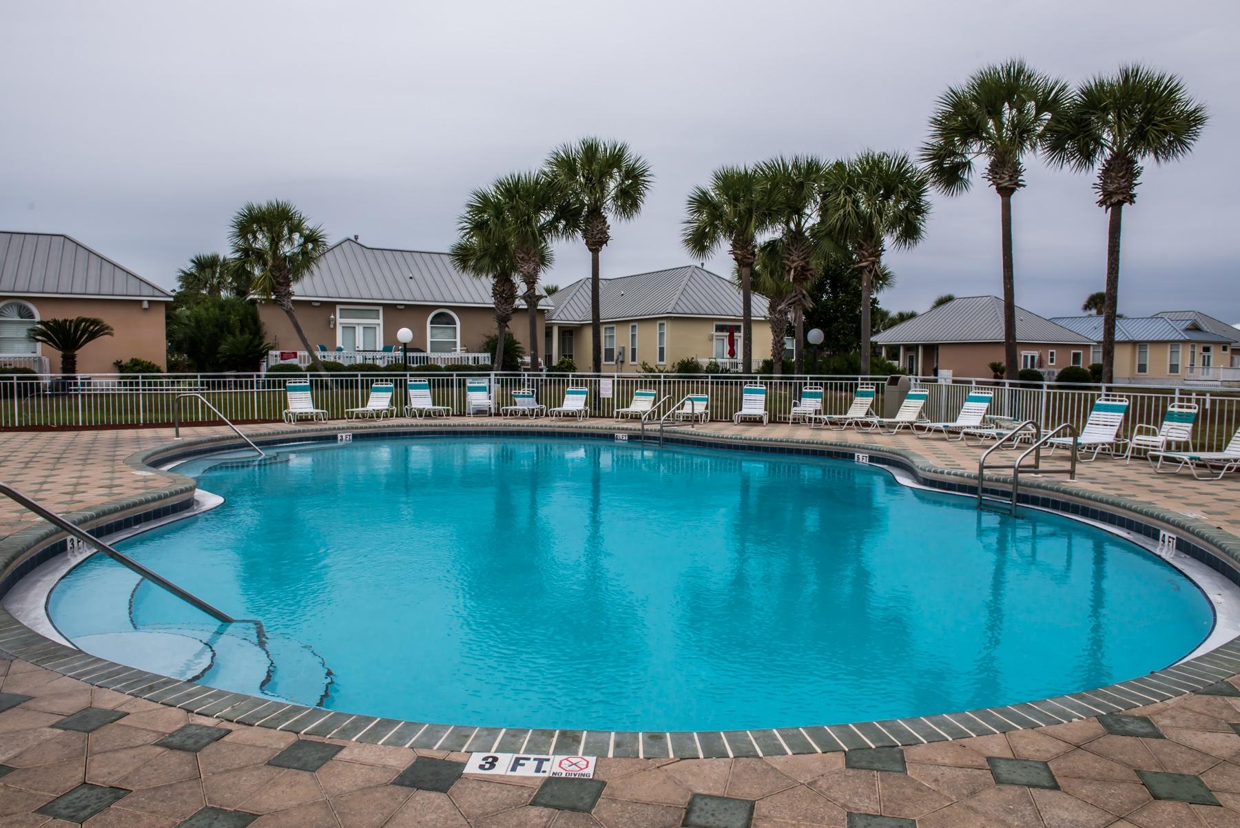 MARAVILLA CONDO 2 - Residential