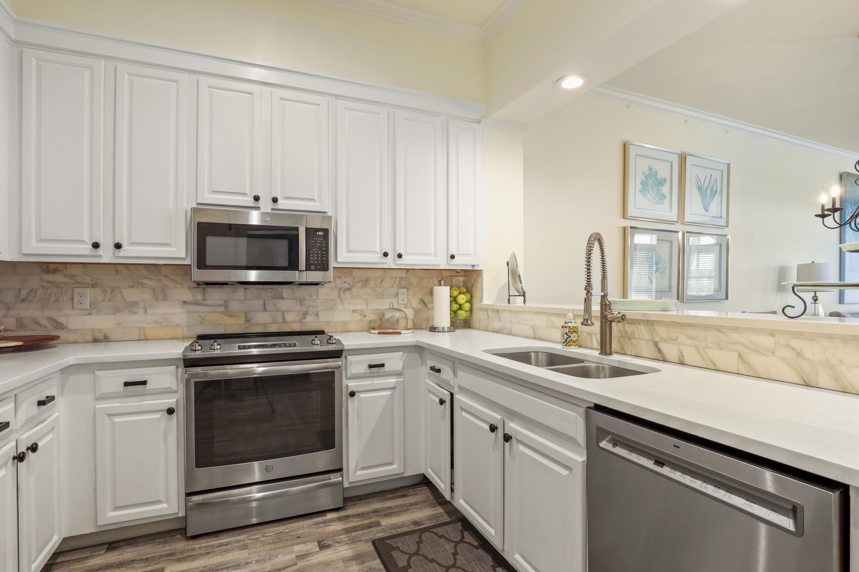 GRAND HARBOUR - Residential Lease