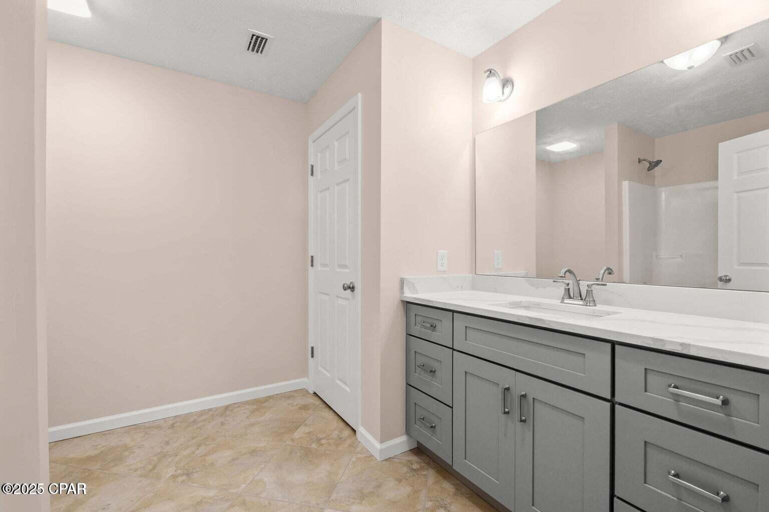 NO RECORDED SUBDIVISION - Residential Lease