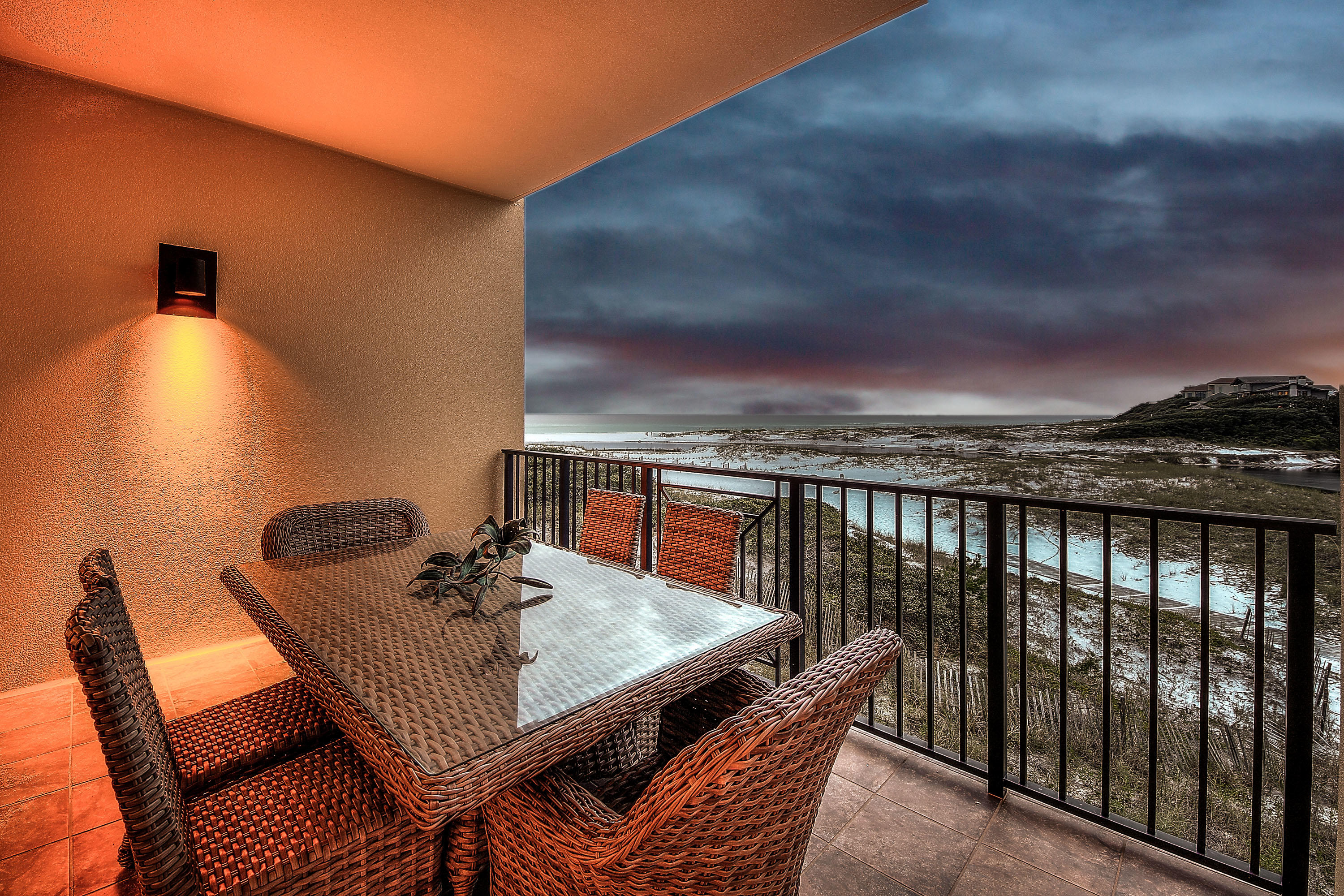 SANCTUARY BY THE SEA - Residential