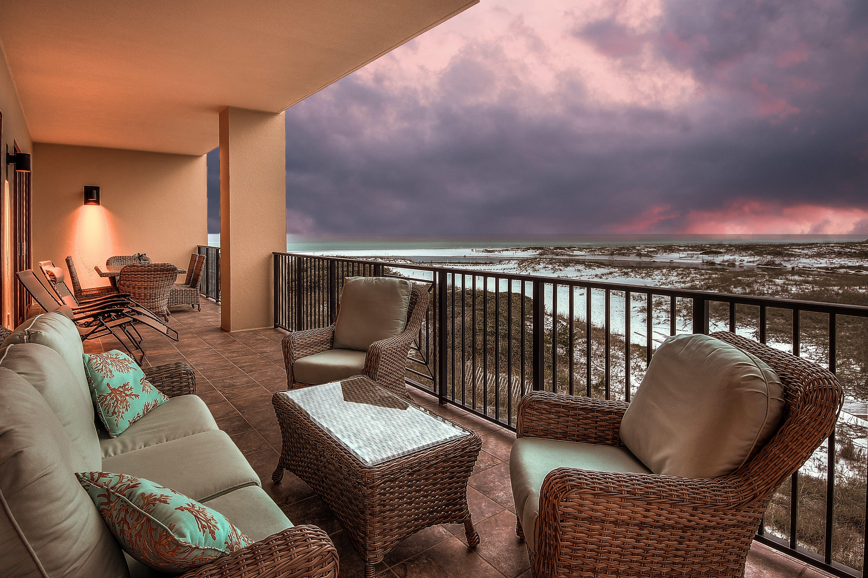 SANCTUARY BY THE SEA - Residential